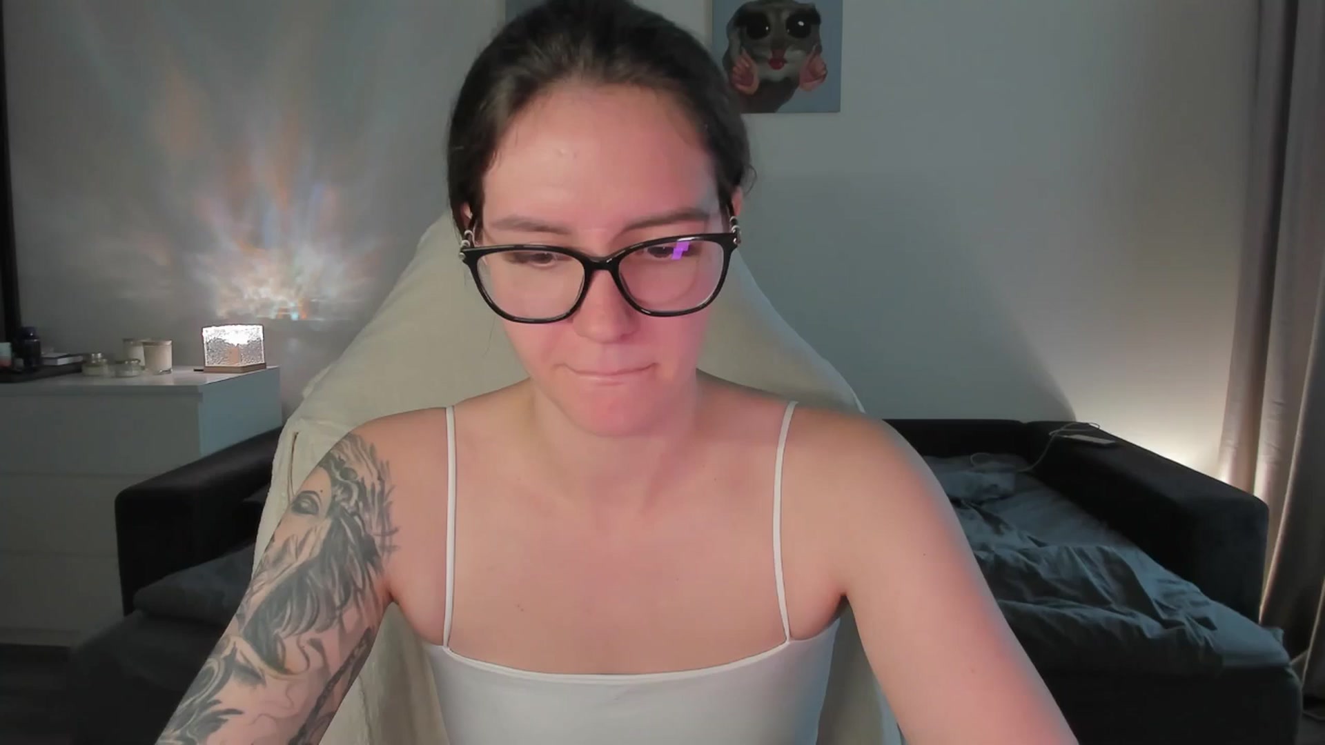 Gallery image thumbnail from sonia_moon's myfreecams stream on, 08/18/2025, 06:30 image 3 of 20