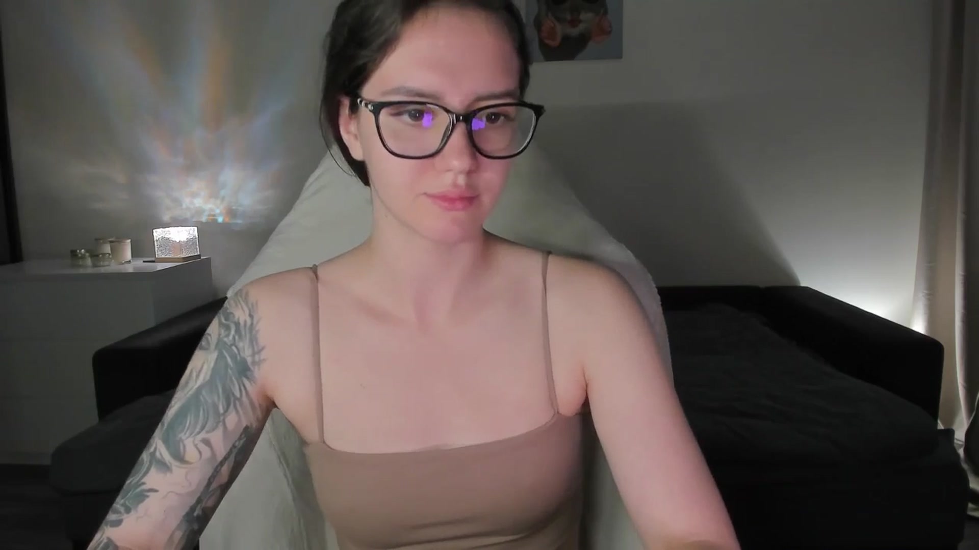 Gallery image thumbnail from sonia_moon's myfreecams stream on, 08/19/2025, 02:42 image 18 of 20