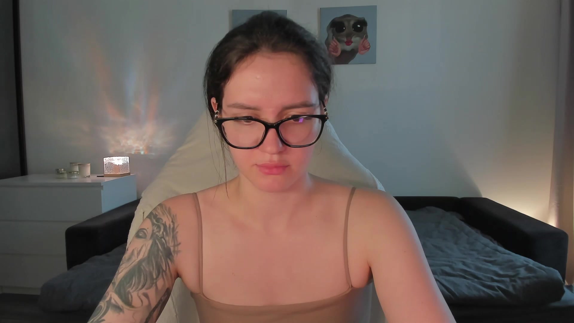 Gallery image thumbnail from sonia_moon's myfreecams stream on, 08/19/2025, 06:25 image 19 of 20
