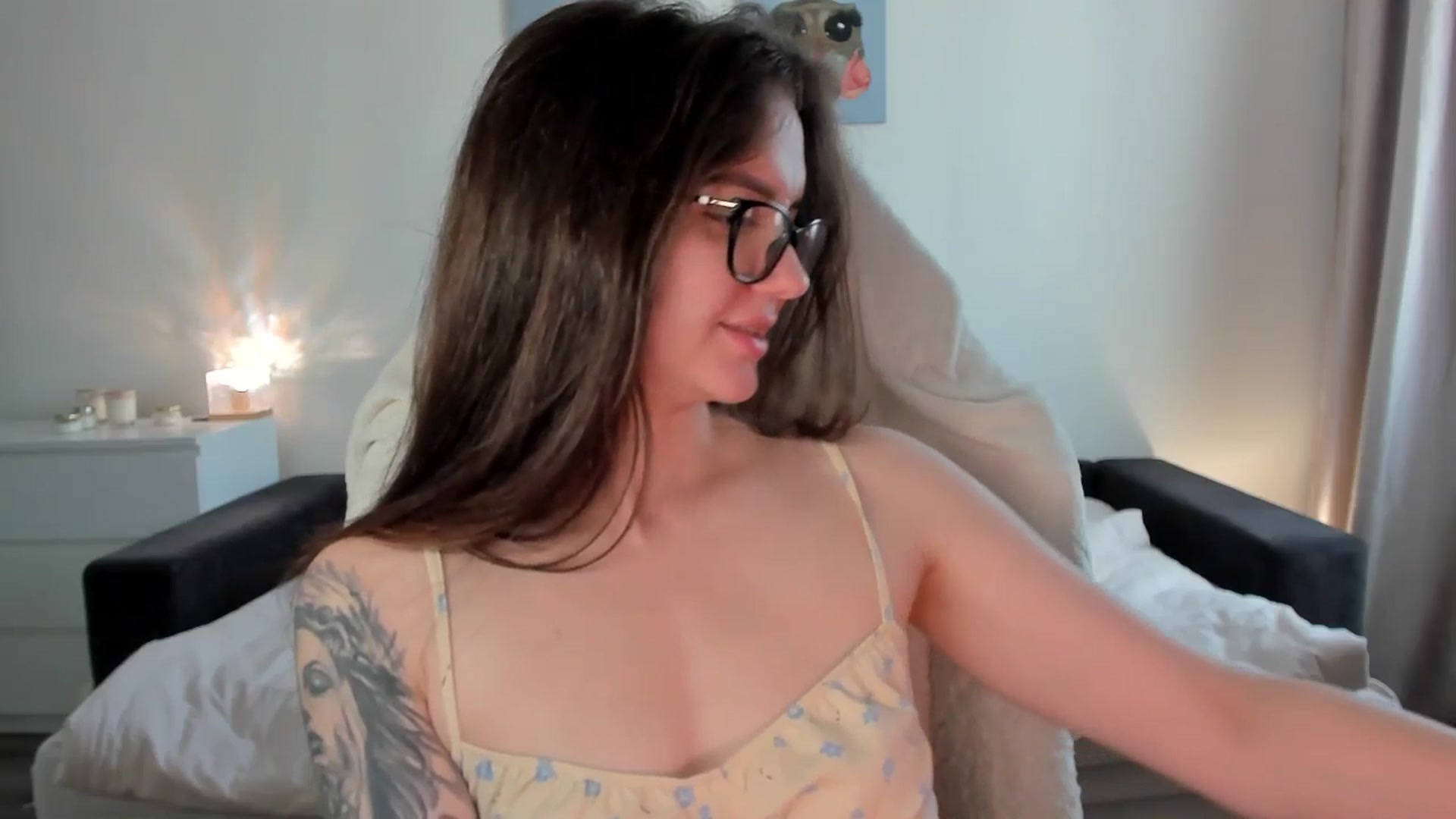 Gallery image thumbnail from sonia_moon's myfreecams stream on, 08/24/2025, 07:45 image 20 of 20