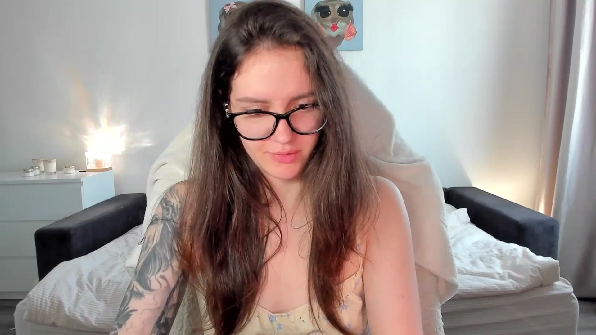 Gallery image thumbnail from sonia_moon's myfreecams stream on, 08/24/2025, 07:45 image 16 of 20