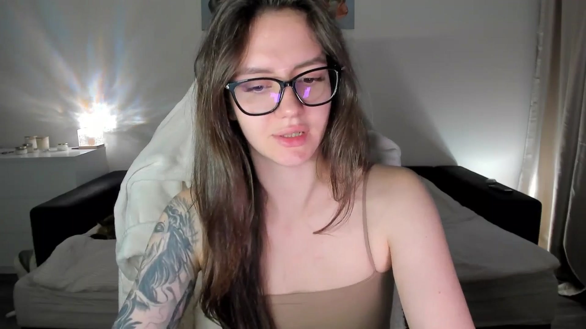 Gallery image thumbnail from sonia_moon's myfreecams stream on, 08/25/2025, 03:30 image 5 of 20