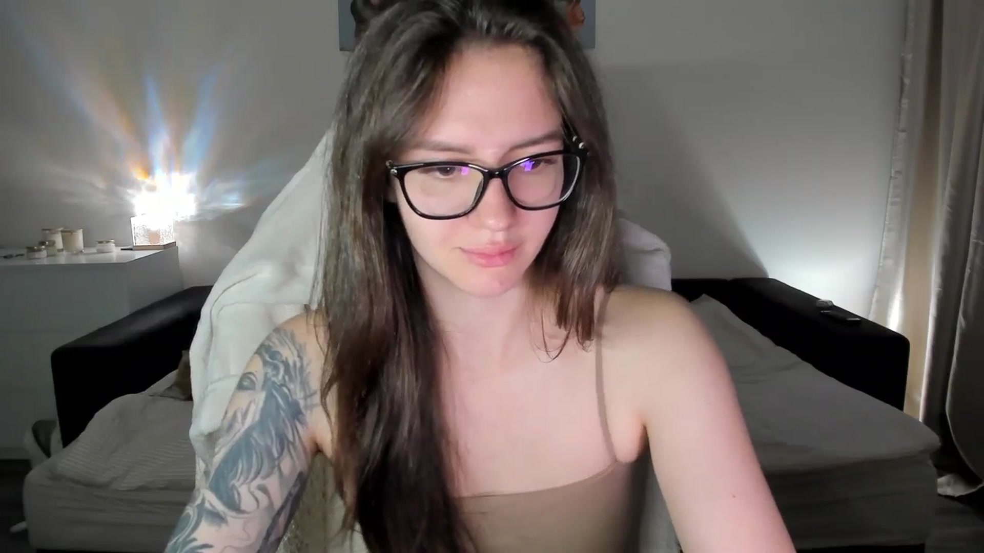 Gallery image thumbnail from sonia_moon's myfreecams stream on, 08/25/2025, 03:30 image 4 of 20