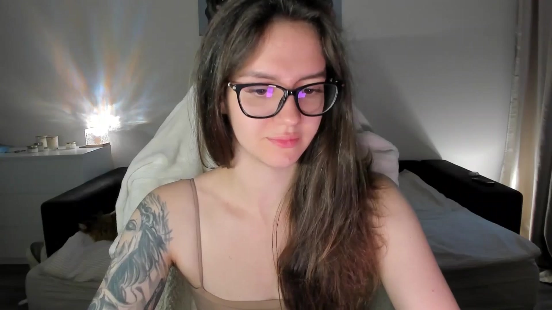 Gallery image thumbnail from sonia_moon's myfreecams stream on, 08/25/2025, 03:30 image 16 of 20