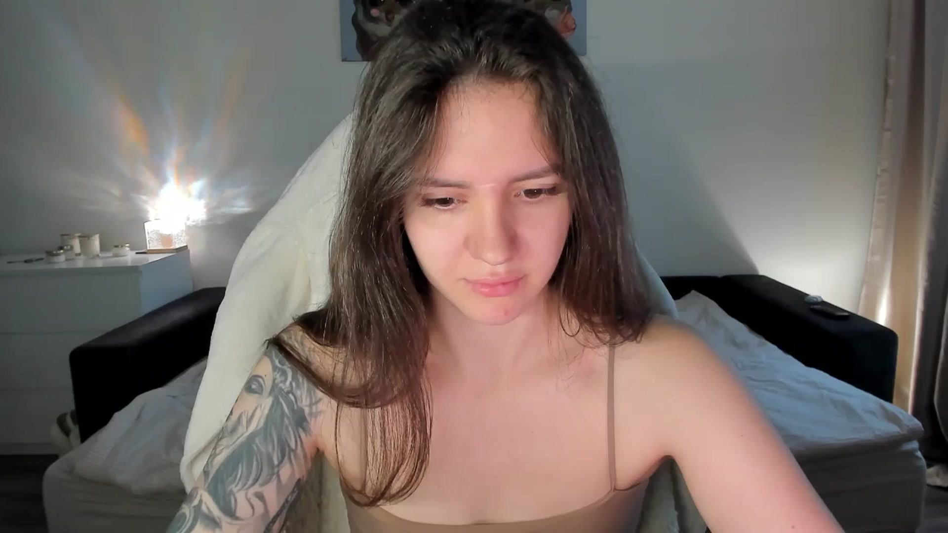 Gallery image thumbnail from sonia_moon's myfreecams stream on, 08/25/2025, 04:40 image 2 of 20