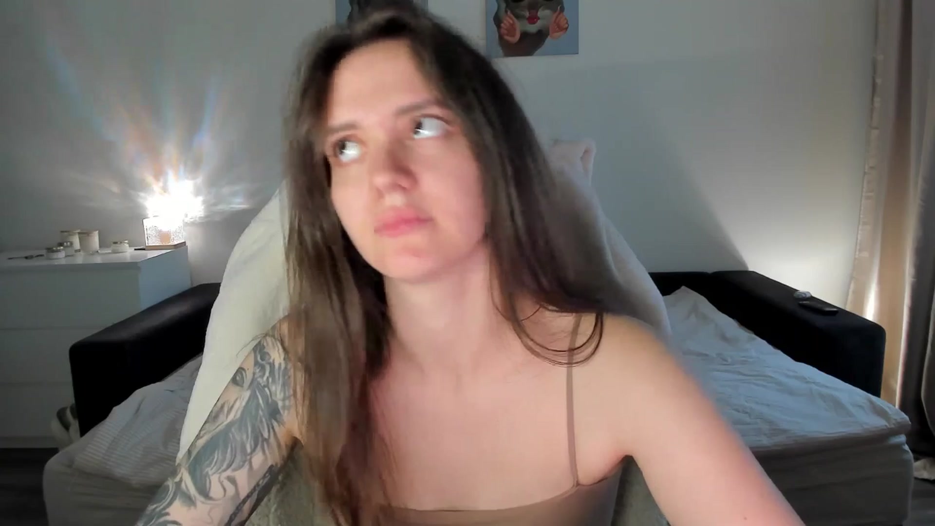 Gallery image thumbnail from sonia_moon's myfreecams stream on, 08/25/2025, 04:40 image 10 of 20