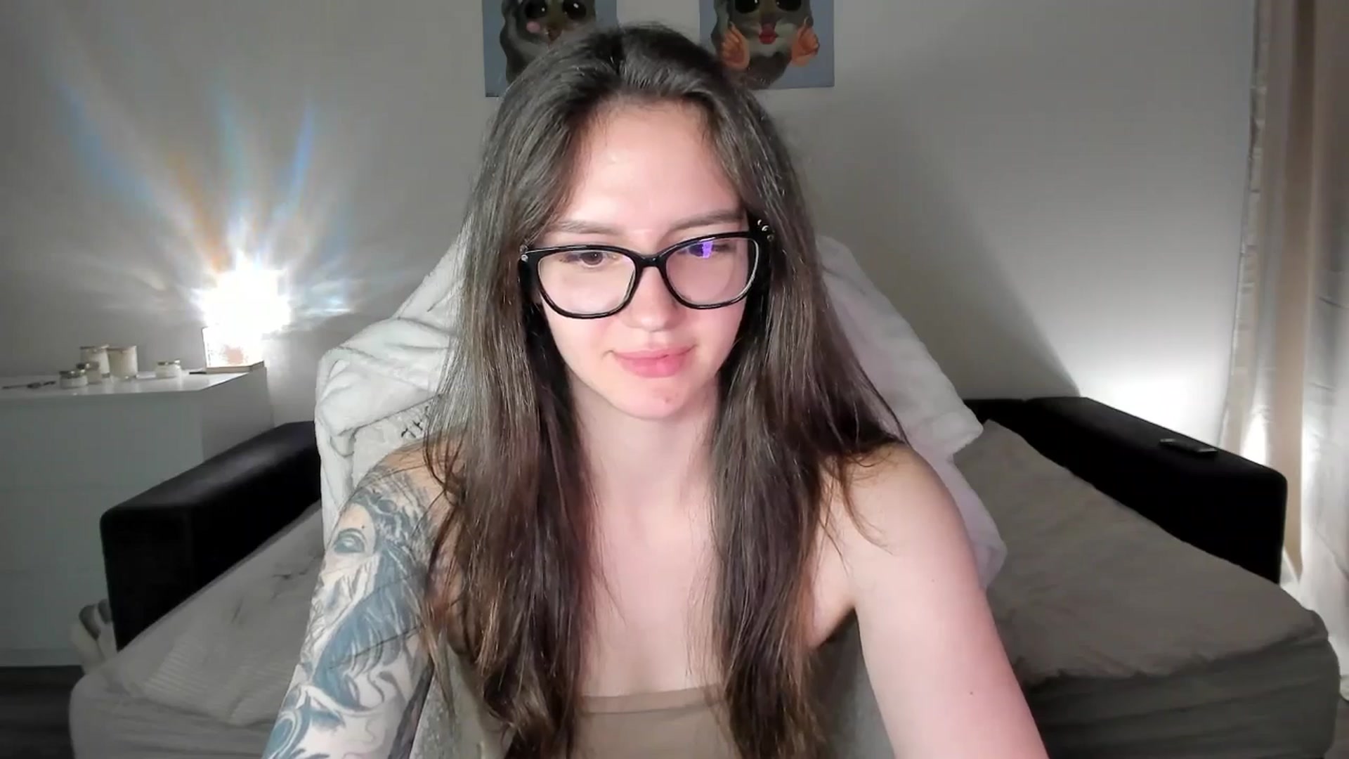 Gallery image thumbnail from sonia_moon's myfreecams stream on, 08/25/2025, 06:41 image 19 of 20