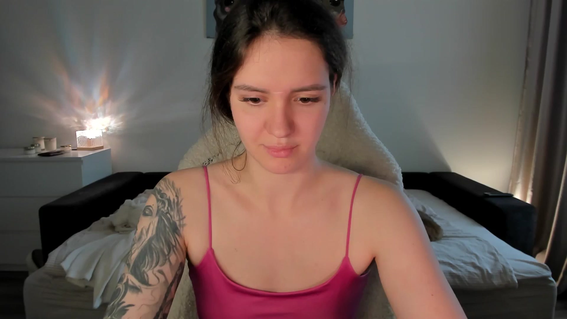 Gallery image thumbnail from sonia_moon's myfreecams stream on, 08/26/2025, 06:55 image 12 of 20