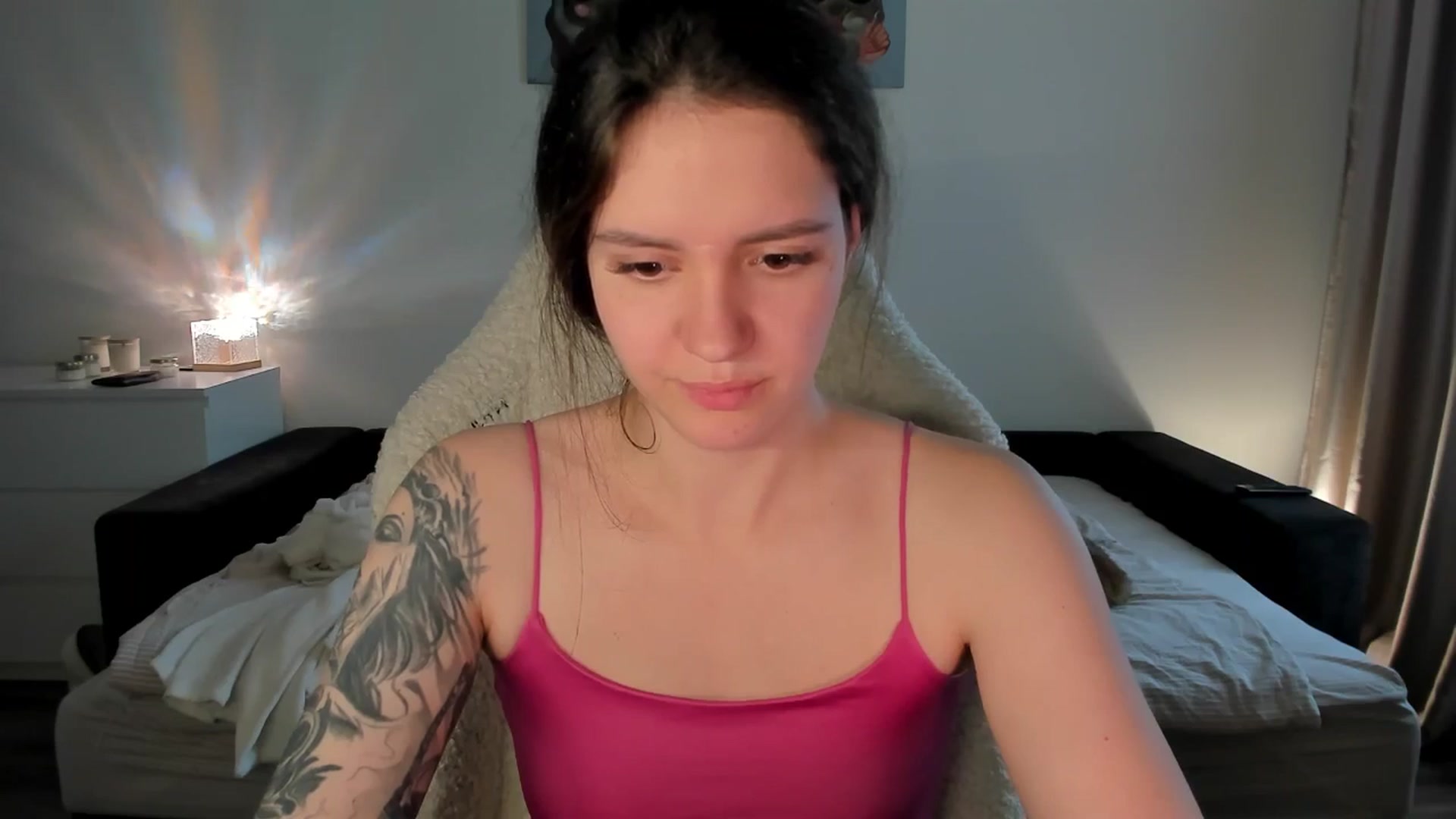 Gallery image thumbnail from sonia_moon's myfreecams stream on, 08/26/2025, 06:55 image 18 of 20