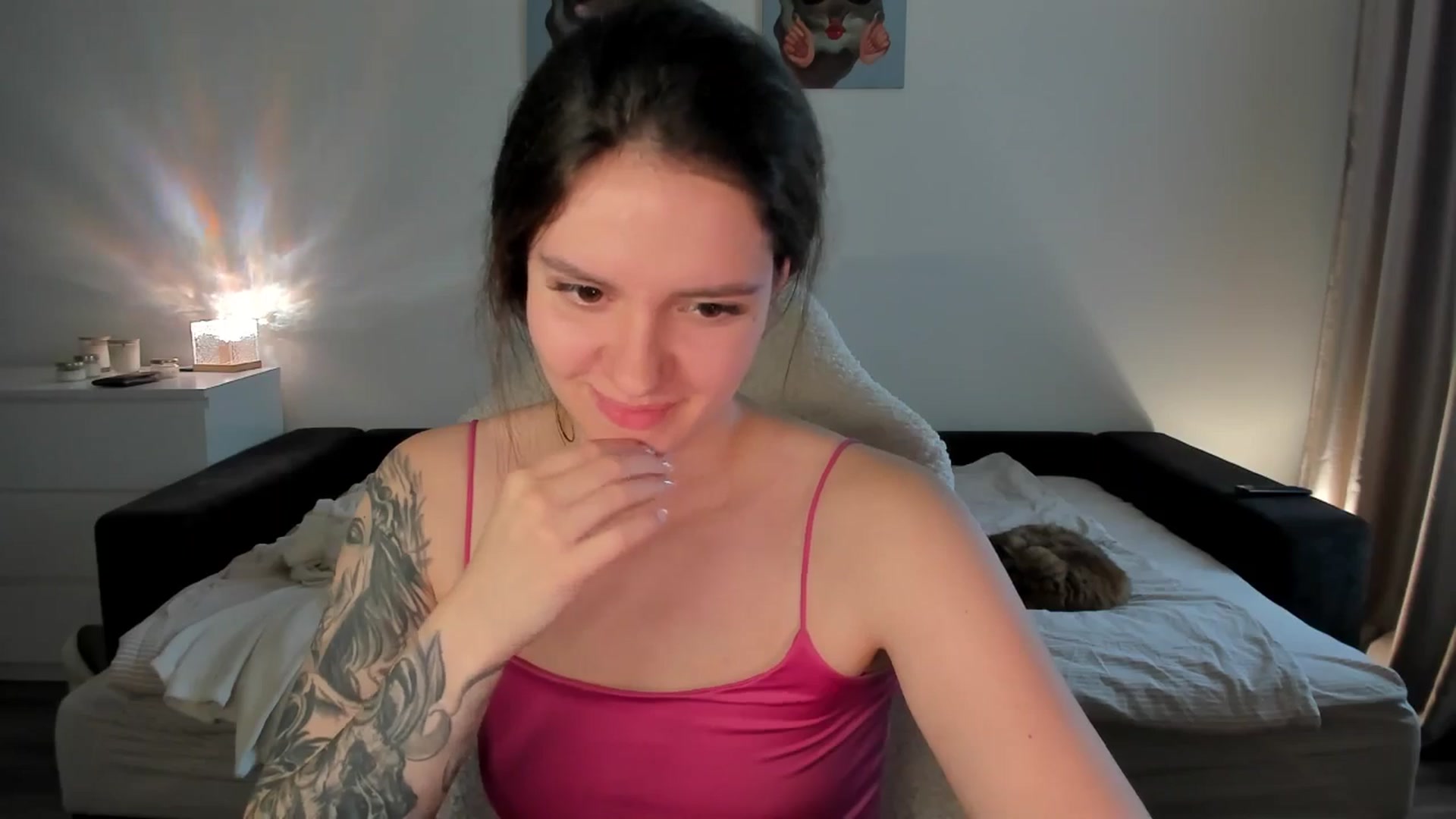 Gallery image thumbnail from sonia_moon's myfreecams stream on, 08/26/2025, 06:55 image 16 of 20
