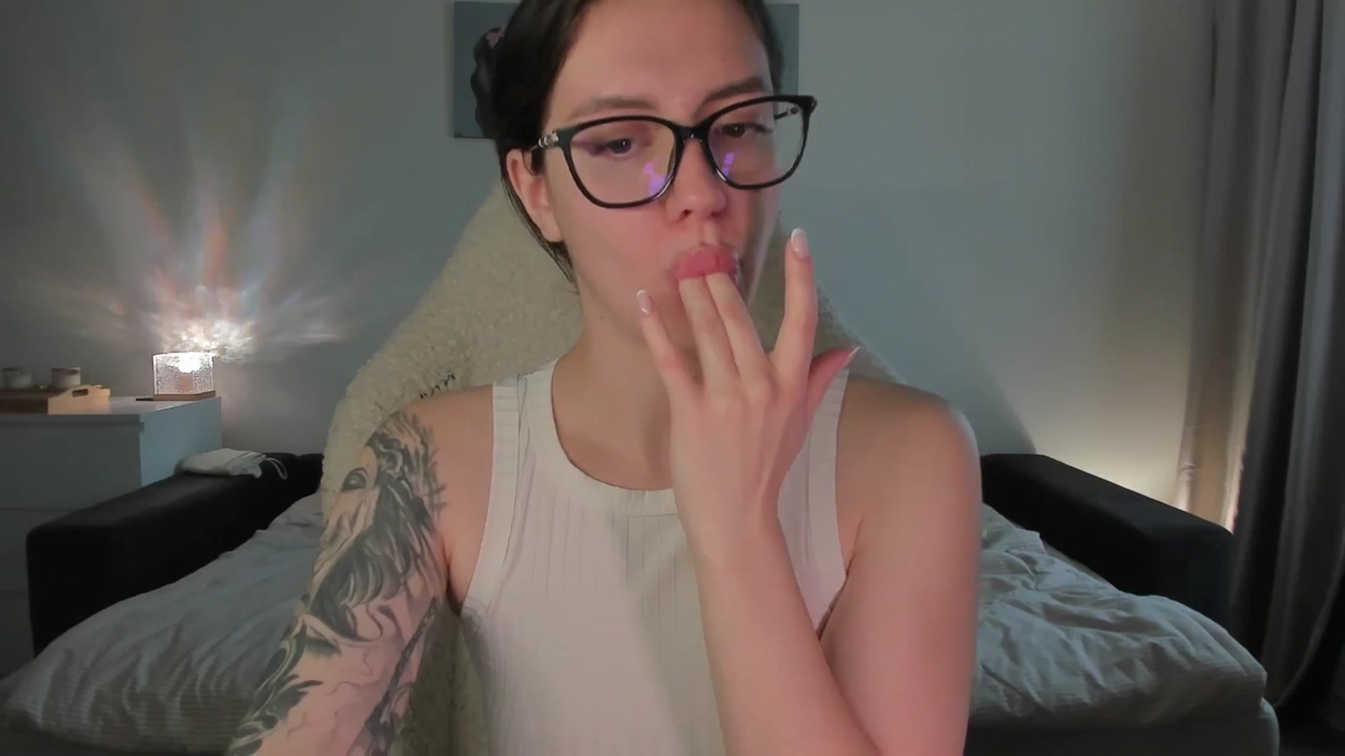 Gallery image thumbnail from sonia_moon's myfreecams stream on, 09/04/2025, 07:18 image 2 of 20