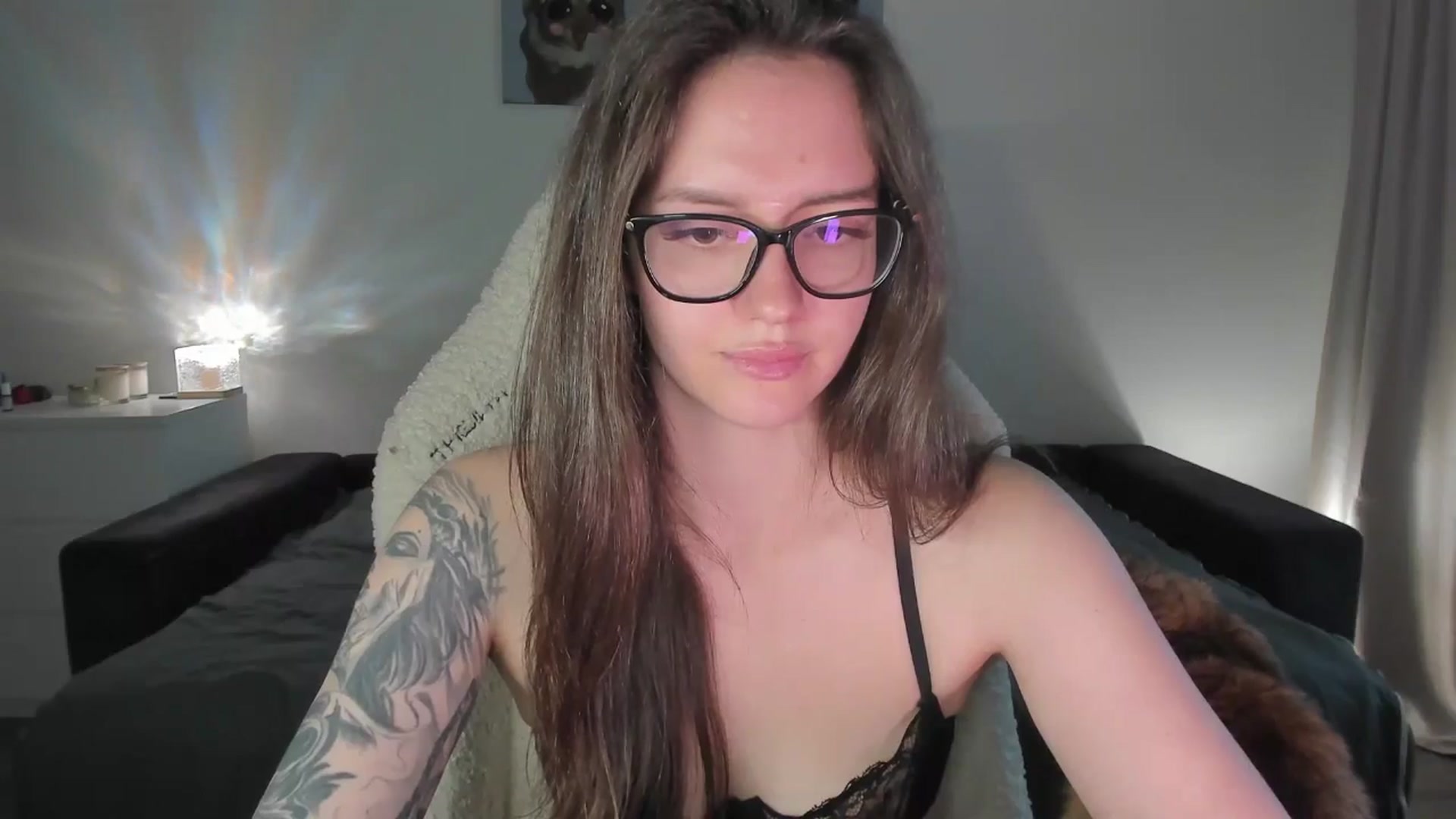 Gallery image thumbnail from sonia_moon's myfreecams stream on, 09/17/2025, 06:46 image 15 of 20