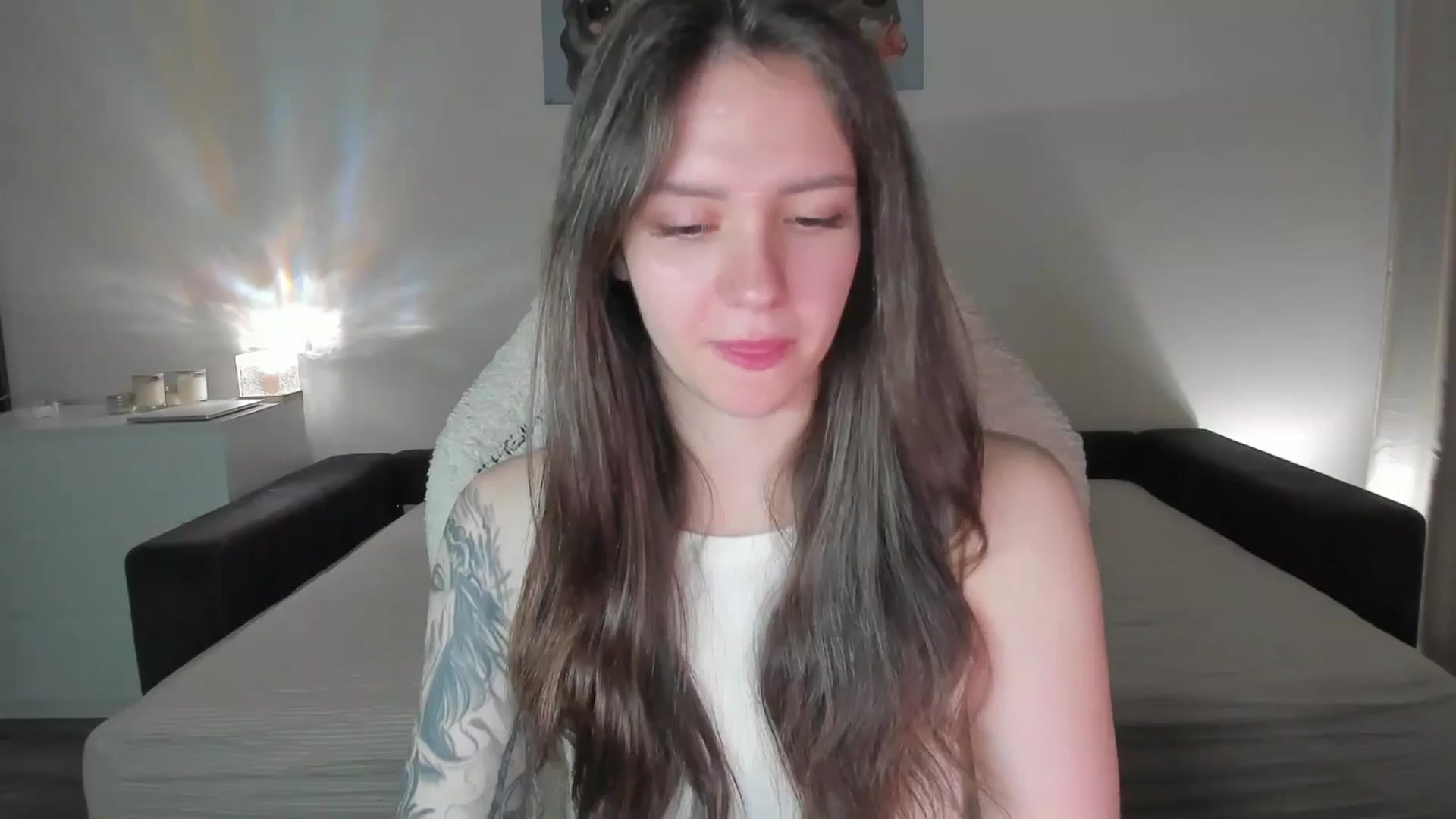 Gallery image thumbnail from sonia_moon's myfreecams stream on, 09/23/2025, 06:52 image 17 of 20