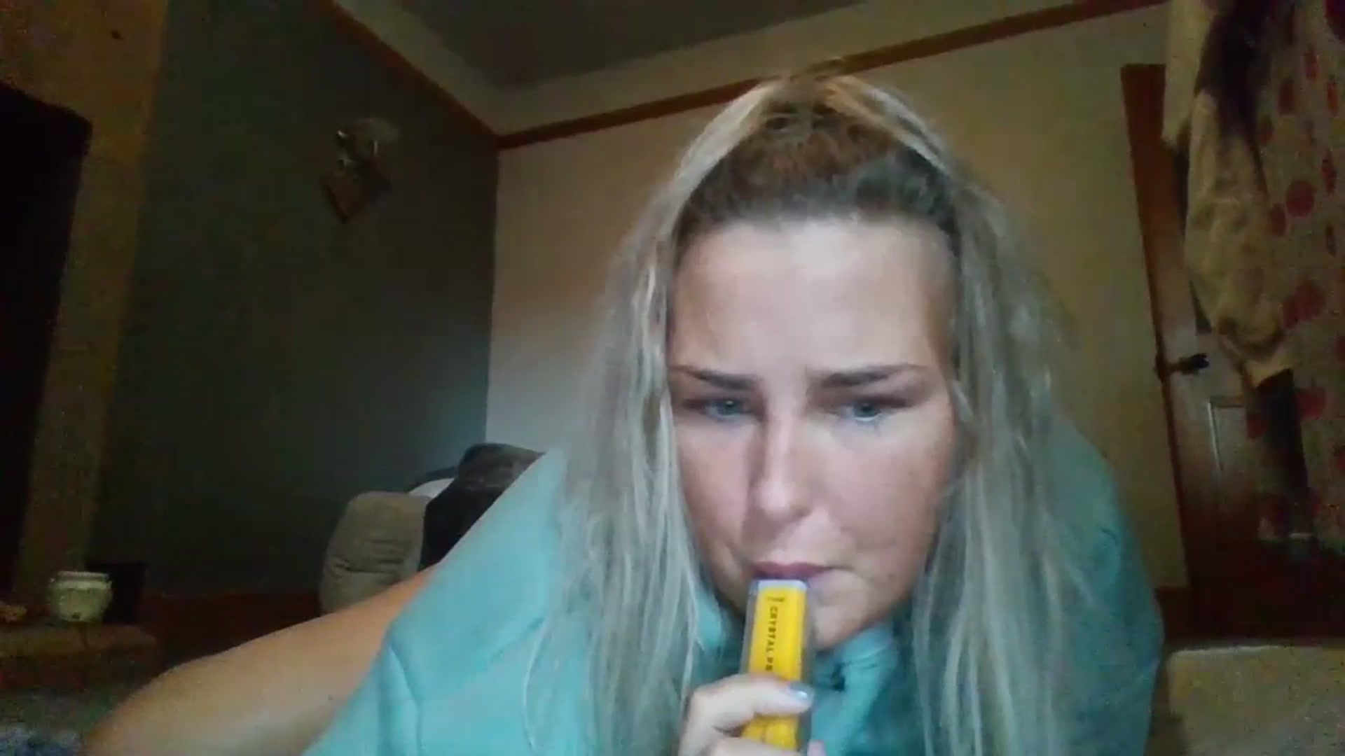 Gallery image thumbnail from sophxoxo1's myfreecams stream on, 07/11/2023, 08:39 image 7 of 20