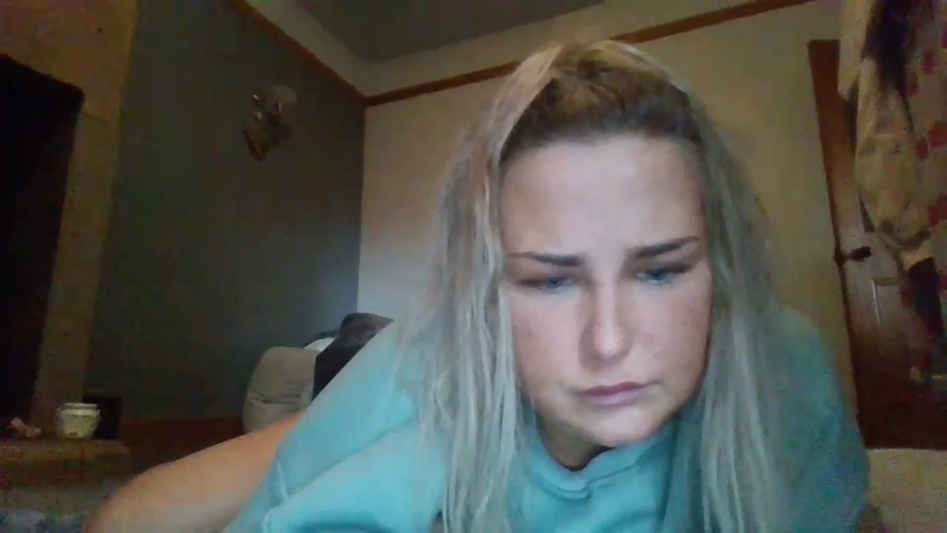 Gallery image thumbnail from sophxoxo1's myfreecams stream on, 07/11/2023, 08:39 image 5 of 20