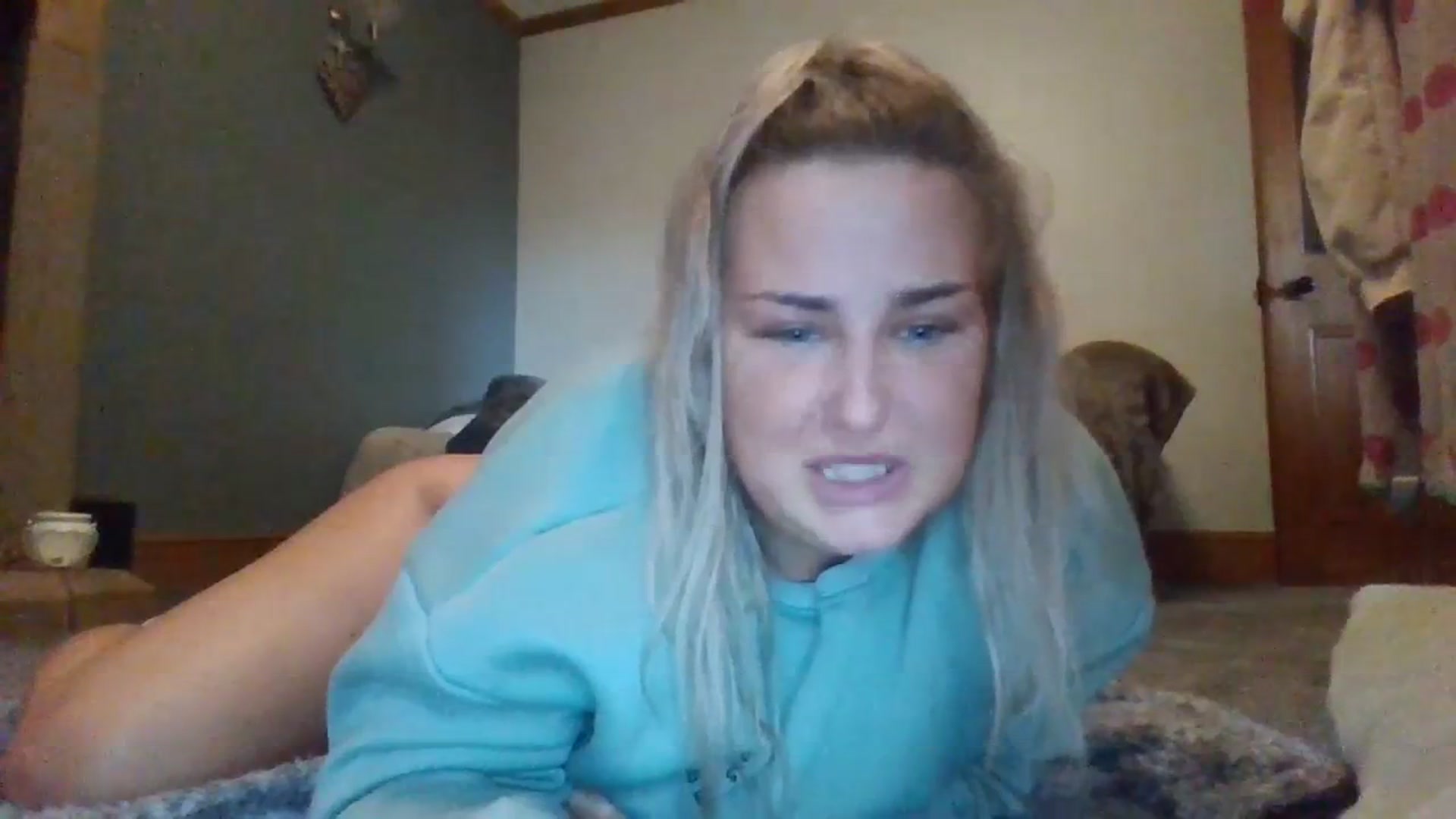 Gallery image thumbnail from sophxoxo1's myfreecams stream on, 07/11/2023, 08:39 image 13 of 20