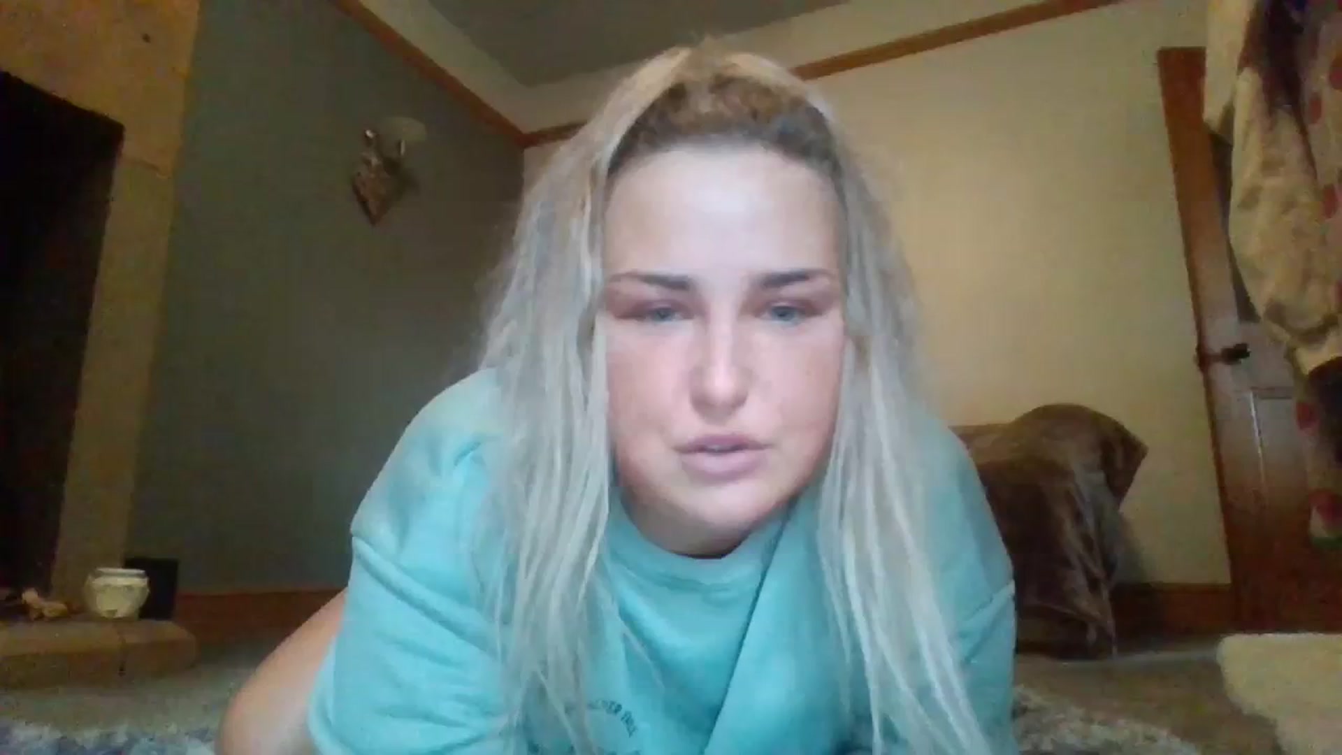 Gallery image thumbnail from sophxoxo1's myfreecams stream on, 07/11/2023, 08:39 image 1 of 20