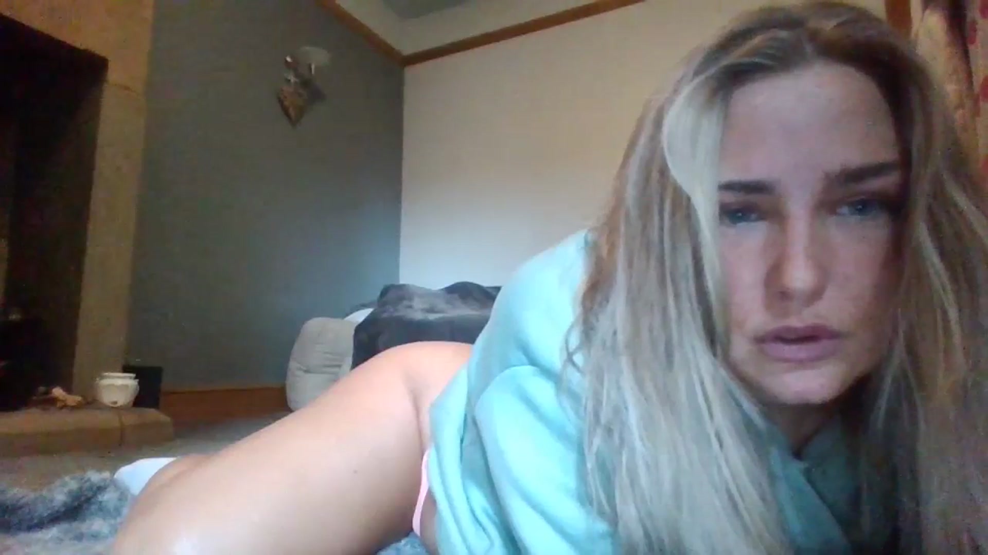 Gallery image thumbnail from sophxoxo1's myfreecams stream on, 07/11/2023, 09:50 image 5 of 20