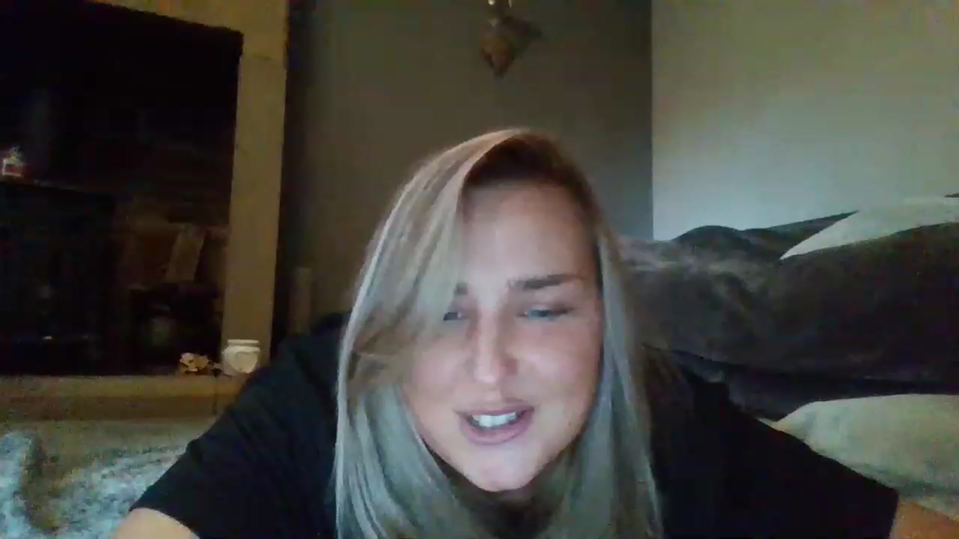 Gallery image thumbnail from sophxoxo1's myfreecams stream on, 07/11/2023, 15:13 image 18 of 20