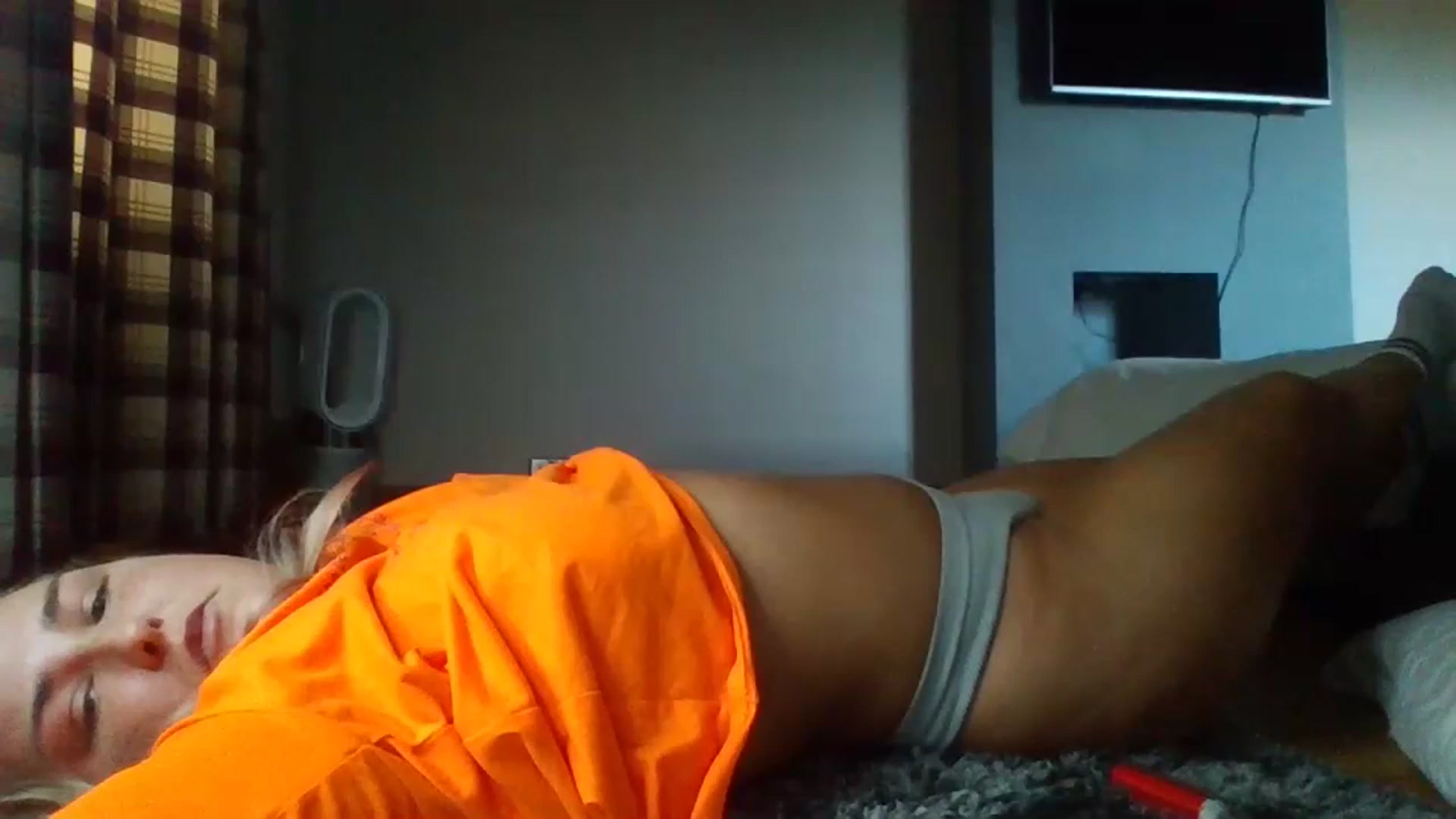 Gallery image thumbnail from sophxoxo1's myfreecams stream on, 07/21/2023, 15:52 image 4 of 20