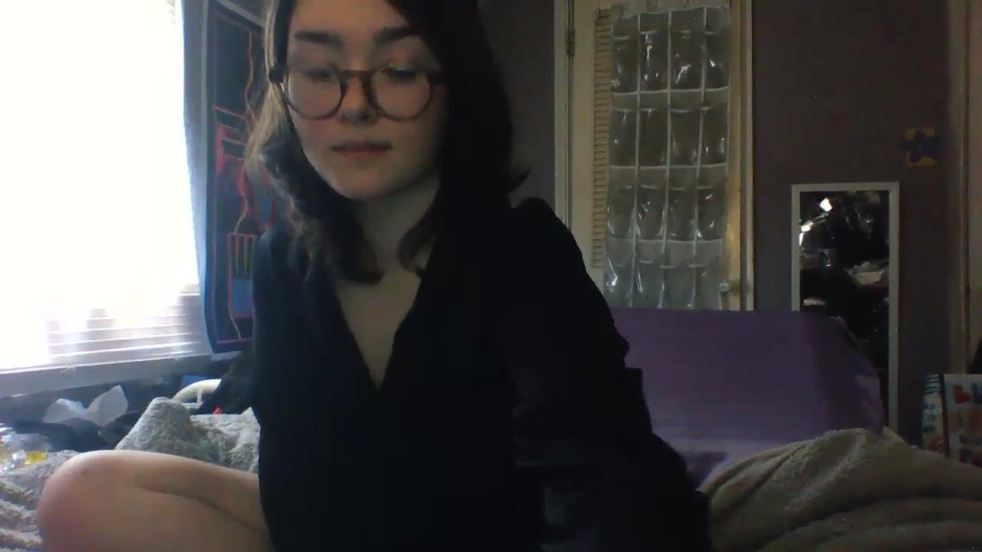 Gallery image thumbnail from soursou's myfreecams stream on, 02/19/2024, 17:38 image 17 of 20