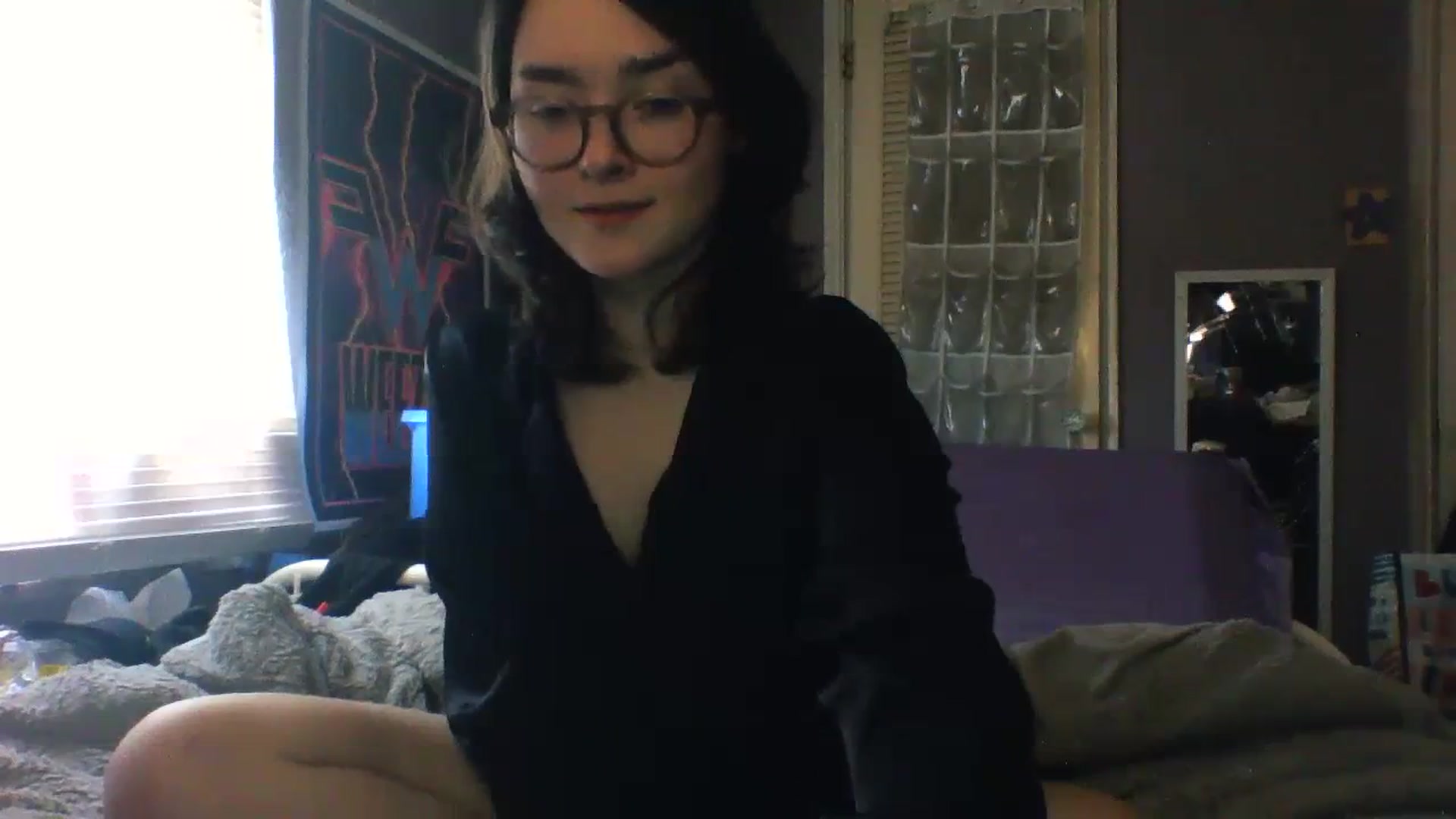 Gallery image thumbnail from soursou's myfreecams stream on, 02/19/2024, 17:38 image 15 of 20