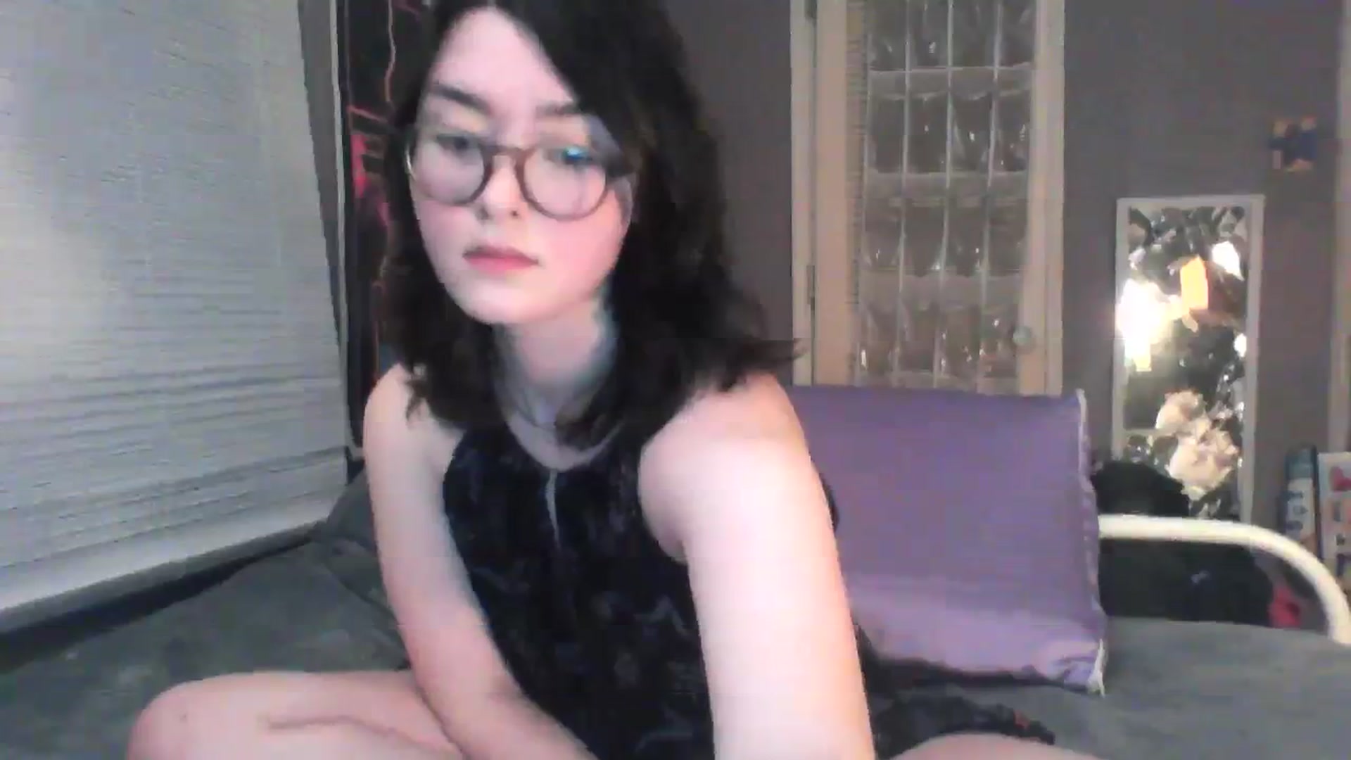 Gallery image thumbnail from soursou's myfreecams stream on, 03/11/2024, 02:55 image 9 of 20