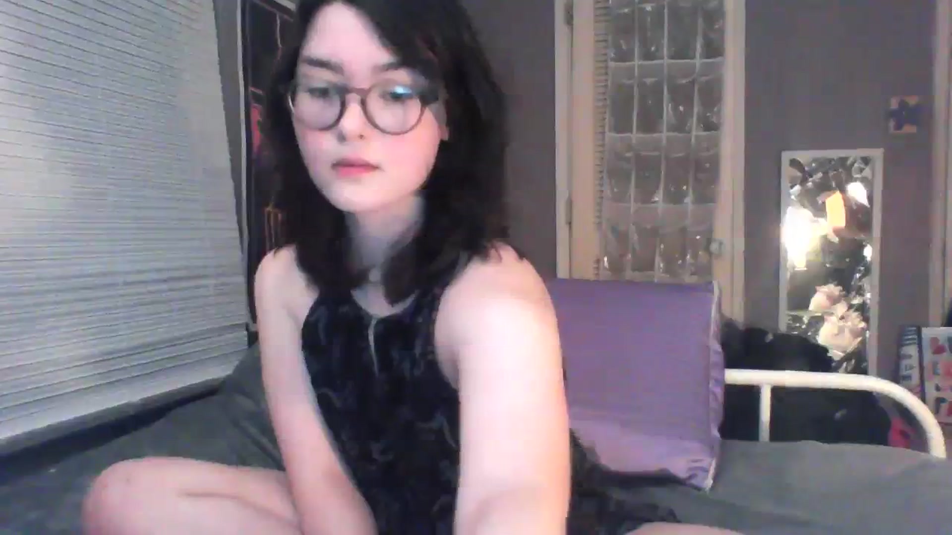 Gallery image thumbnail from soursou's myfreecams stream on, 03/11/2024, 02:55 image 5 of 20