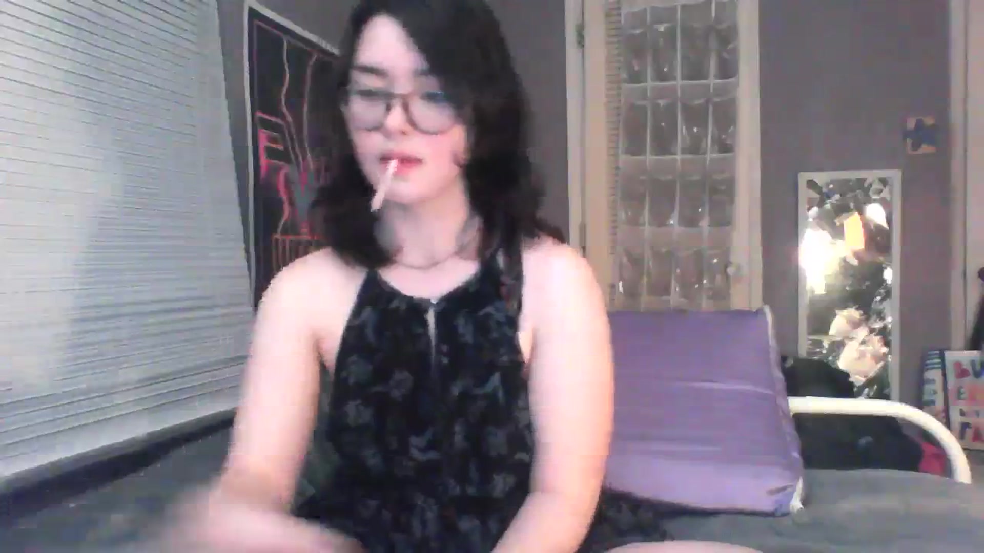 Gallery image thumbnail from soursou's myfreecams stream on, 03/11/2024, 02:55 image 15 of 20