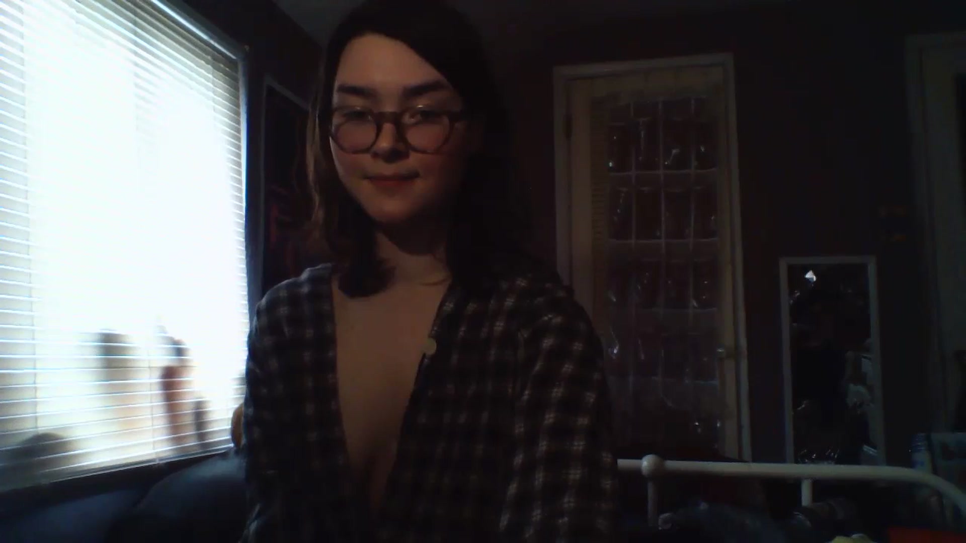 Gallery image thumbnail from soursou's myfreecams stream on, 03/20/2024, 15:28 image 12 of 20