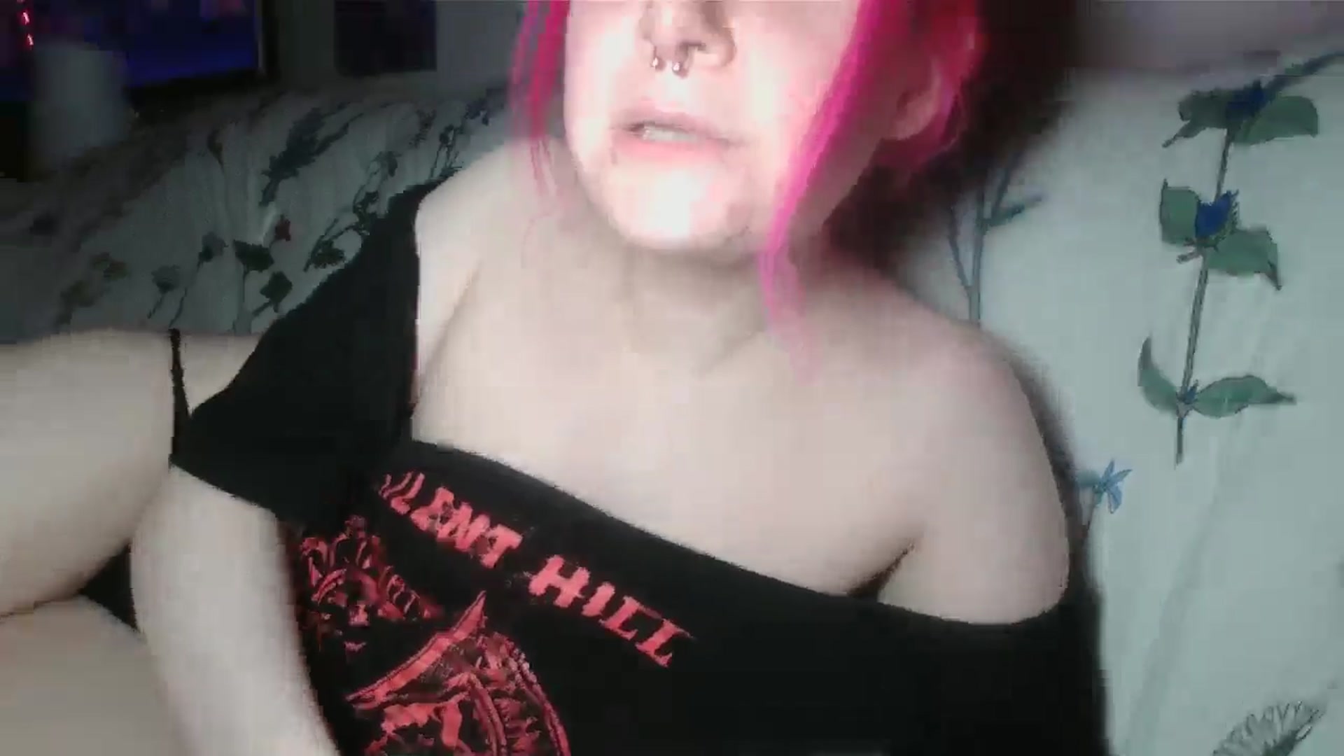 Gallery image thumbnail from sp1tpuppehh's myfreecams stream on, 11/20/2024, 02:39 image 16 of 20