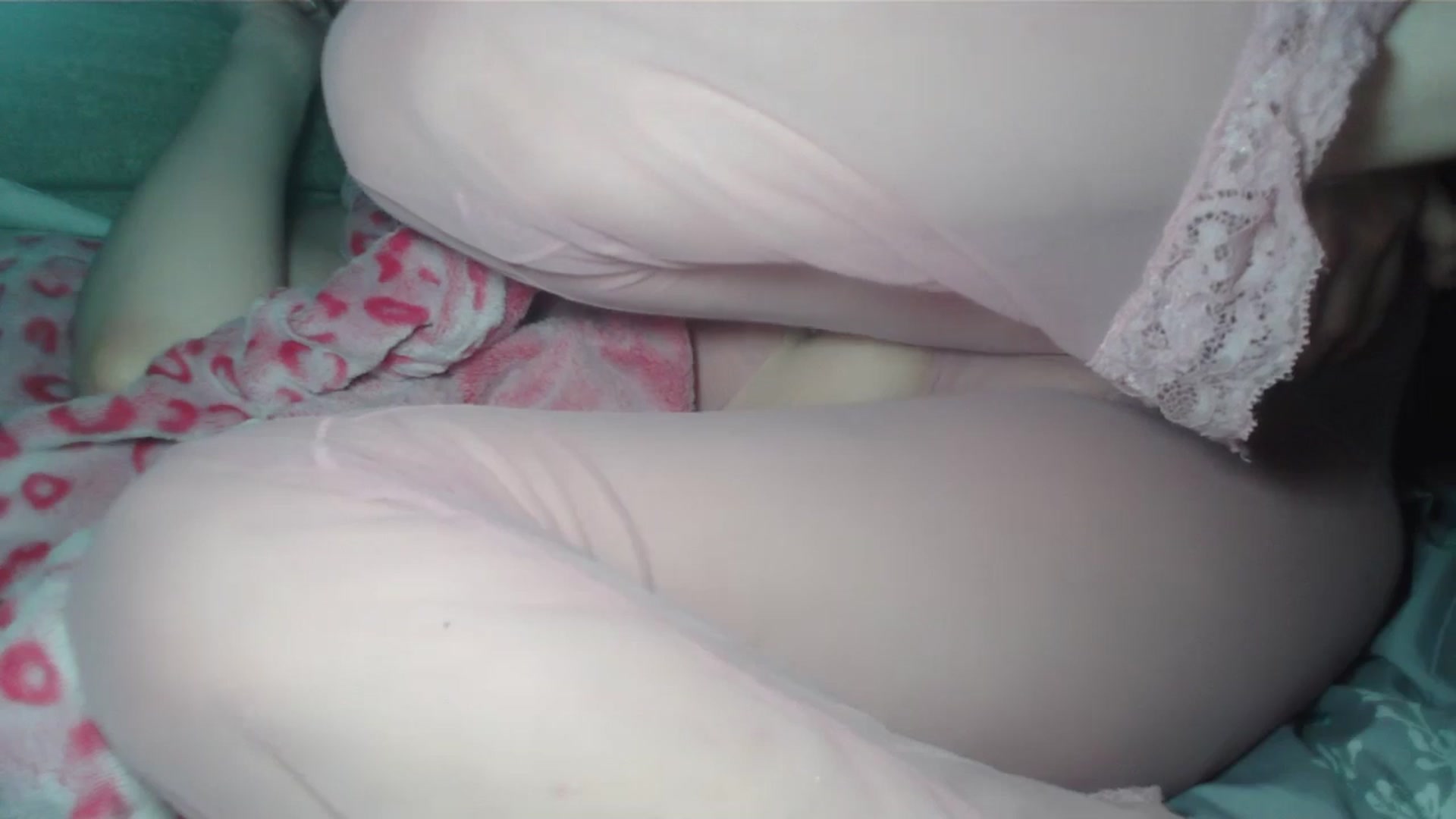 Gallery image thumbnail from sp1tpuppehh's myfreecams stream on, 01/01/2025, 10:14 image 14 of 20