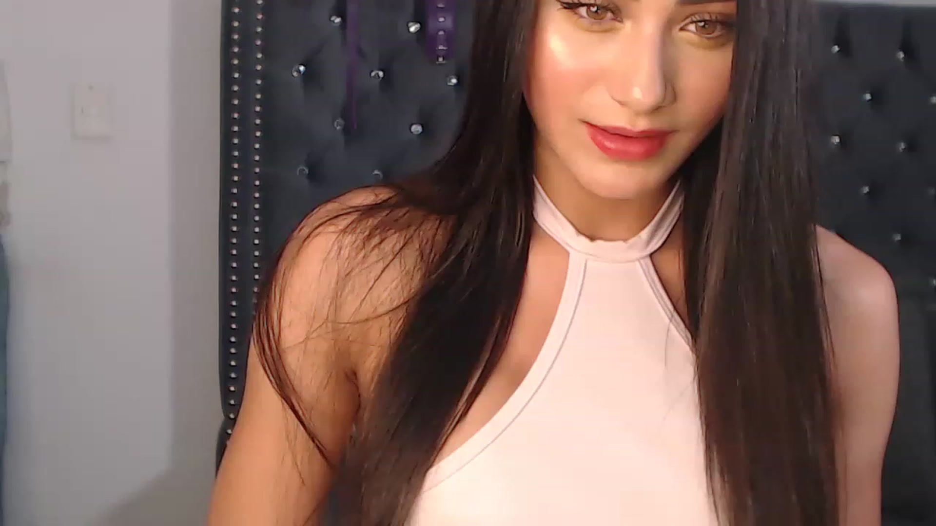 Gallery image thumbnail from spicygoddess's myfreecams stream on, 06/01/2023, 19:16 image 14 of 20