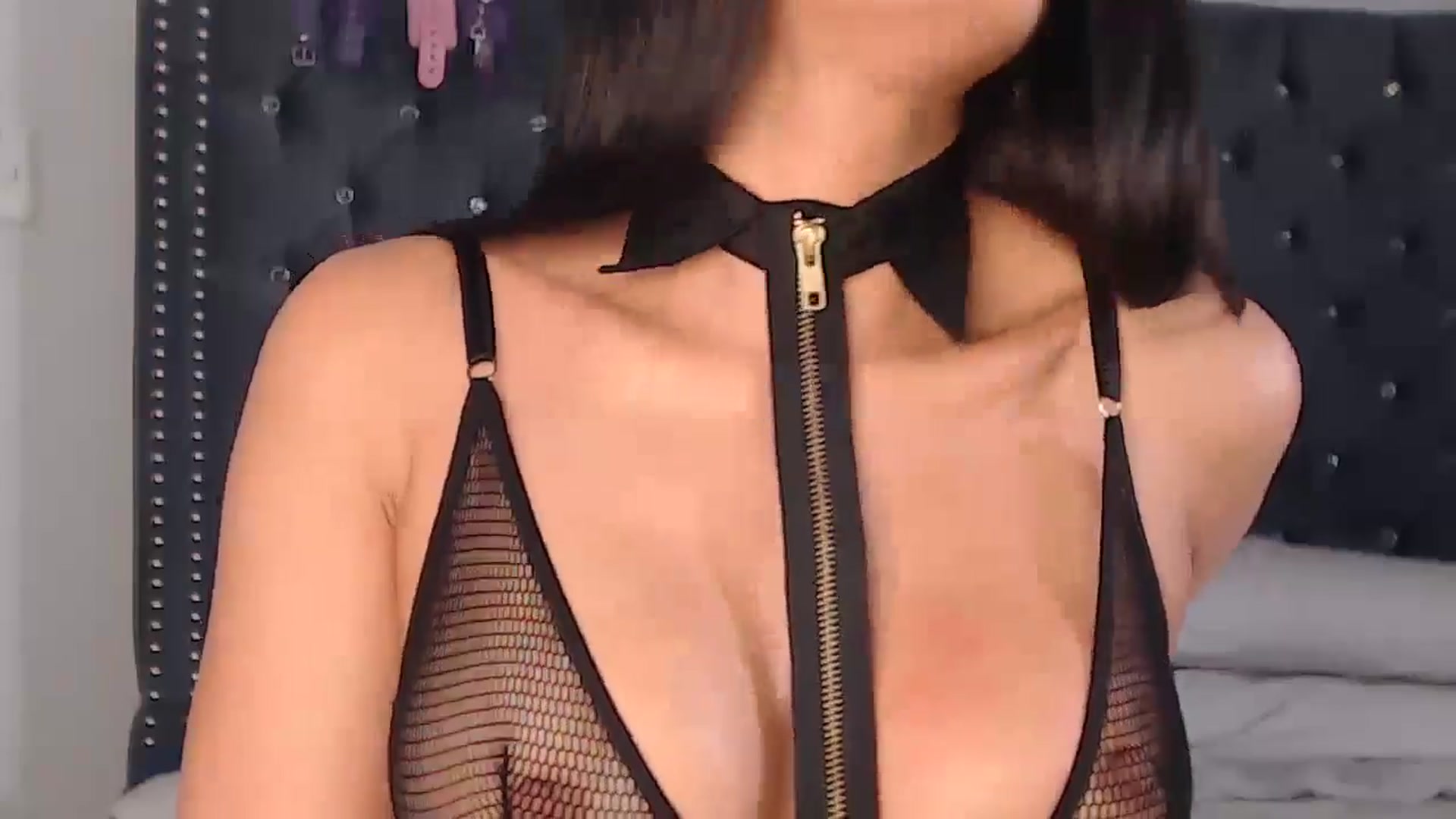 Gallery image thumbnail from spicygoddess's myfreecams stream on, 04/25/2024, 21:03 image 8 of 20