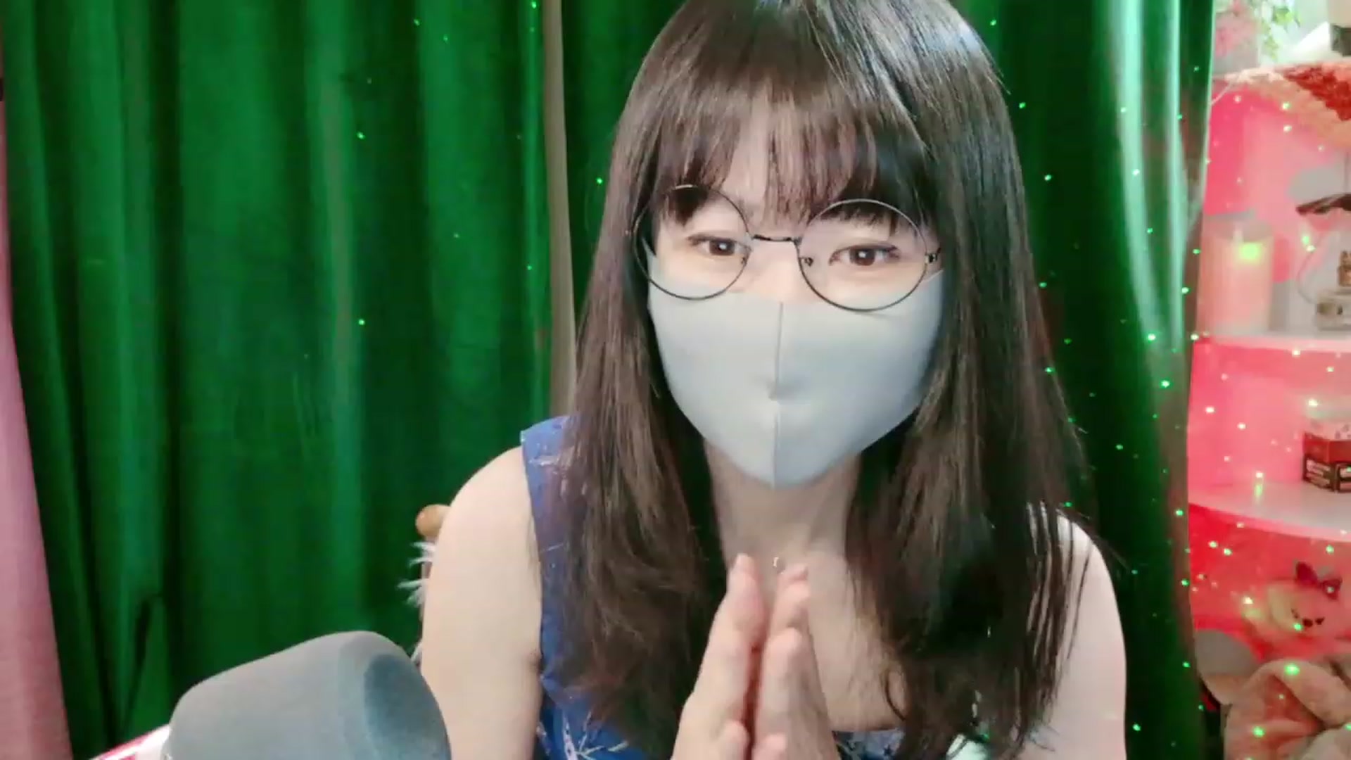 Gallery image thumbnail from spidermeow's myfreecams stream on, 08/27/2023, 06:55 image 15 of 20