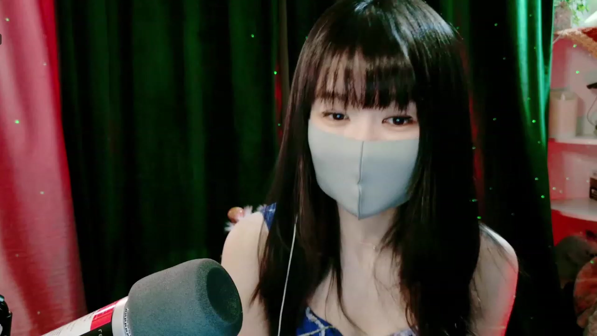 Gallery image thumbnail from spidermeow's myfreecams stream on, 08/27/2023, 06:55 image 9 of 20