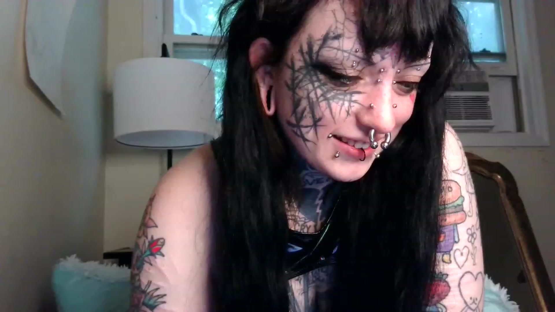 Gallery image thumbnail from spookibeans's myfreecams stream on, 06/18/2023, 13:27 image 12 of 20