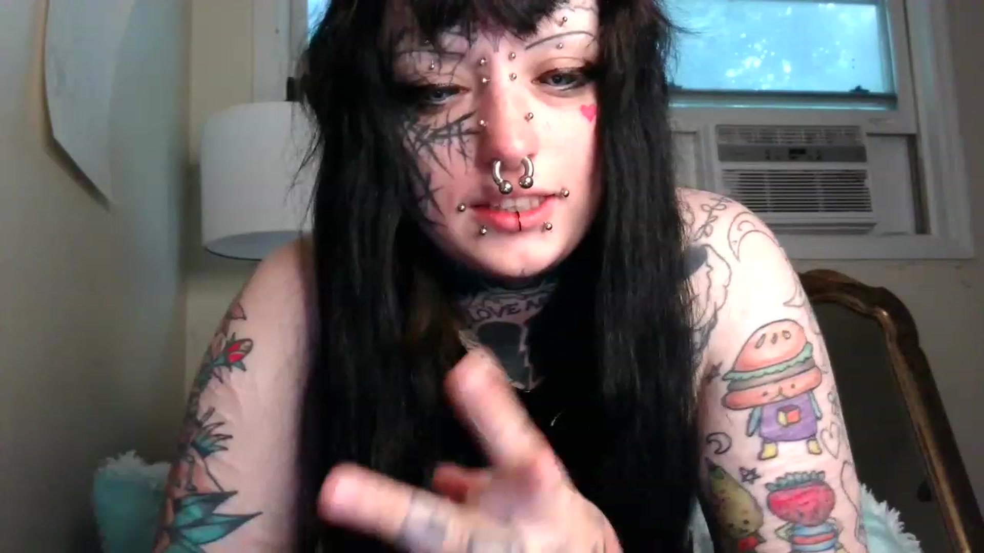 Gallery image thumbnail from spookibeans's myfreecams stream on, 06/18/2023, 13:27 image 19 of 20