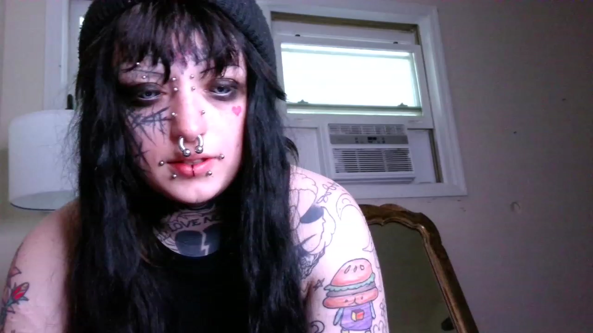 Gallery image thumbnail from spookibeans's myfreecams stream on, 06/25/2023, 14:20 image 15 of 20