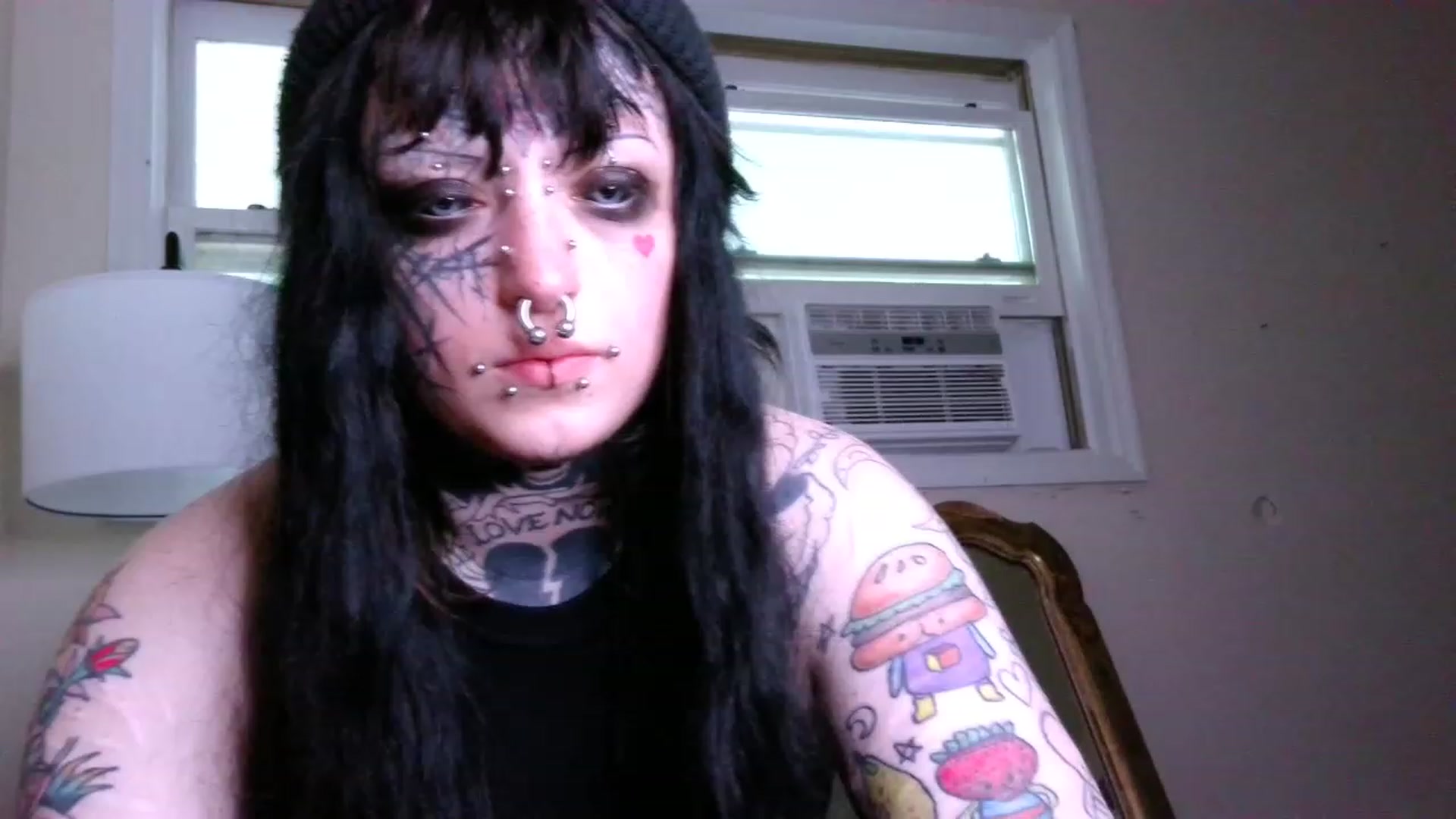 Gallery image thumbnail from spookibeans's myfreecams stream on, 06/25/2023, 14:20 image 17 of 20