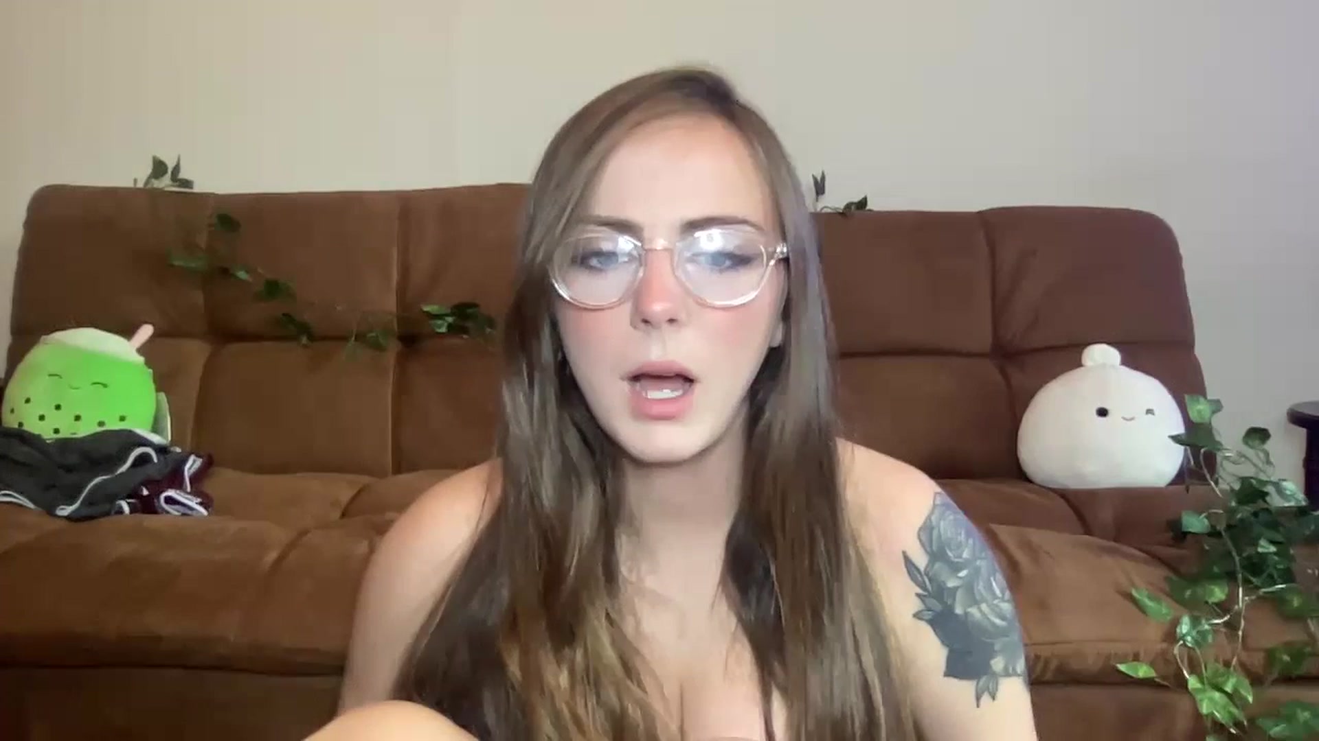 Gallery image thumbnail from spookyhazelxx's myfreecams stream on, 07/02/2023, 18:18 image 10 of 20