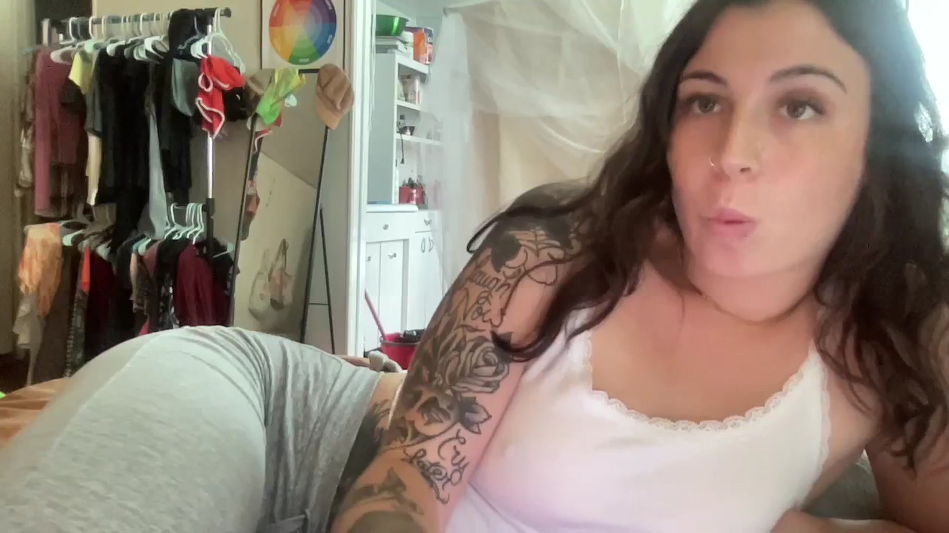 Gallery image thumbnail from spring_bunny's myfreecams stream on, 09/14/2023, 20:31 image 20 of 20
