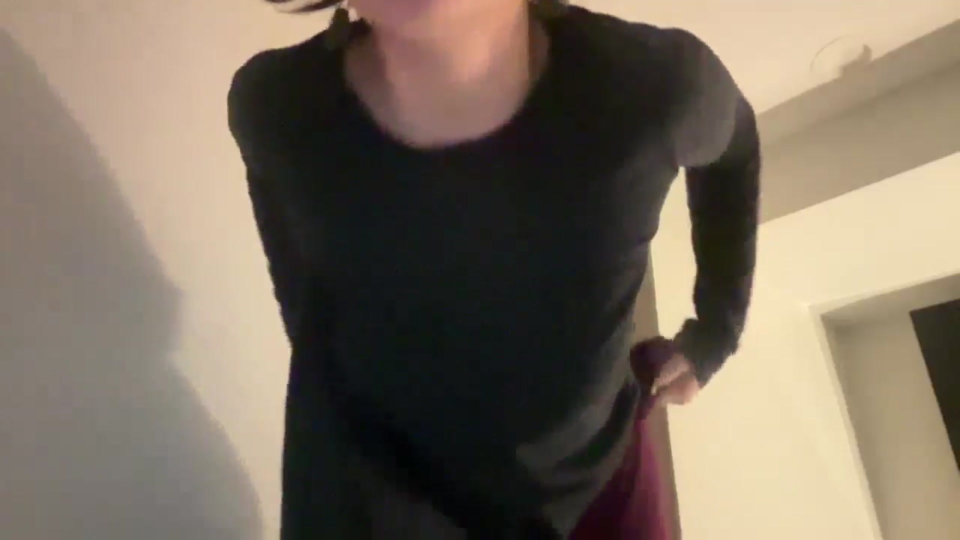 Gallery image thumbnail from sprinkles's myfreecams stream on, 01/15/2026, 05:57 image 17 of 20