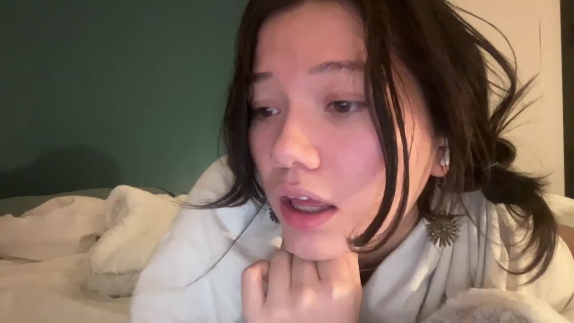 Gallery image thumbnail from sprinkles's myfreecams stream on, 01/16/2026, 06:29 image 6 of 20