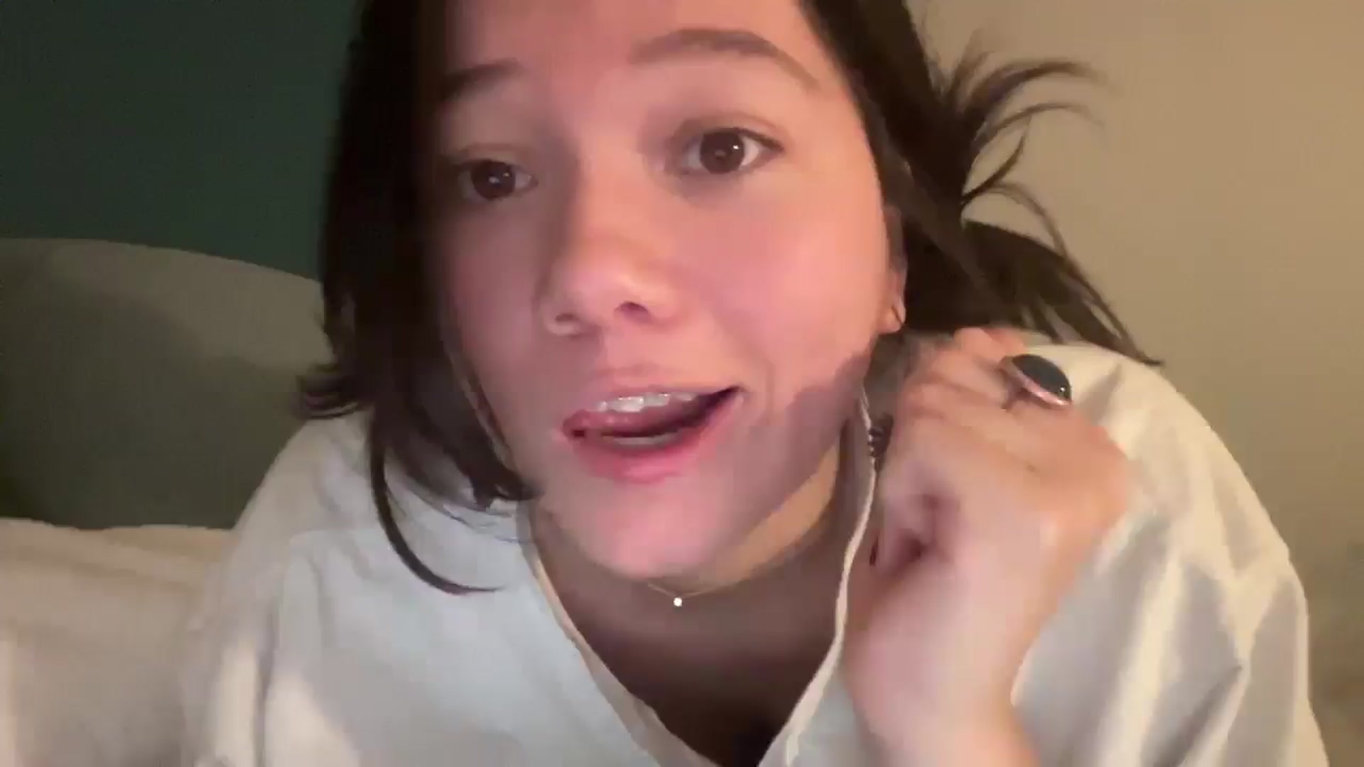 Gallery image thumbnail from sprinkles's myfreecams stream on, 01/17/2026, 07:14 image 13 of 20
