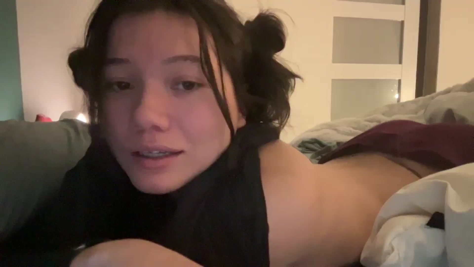 Gallery image thumbnail from sprinkles's myfreecams stream on, 01/21/2026, 09:25 image 16 of 20