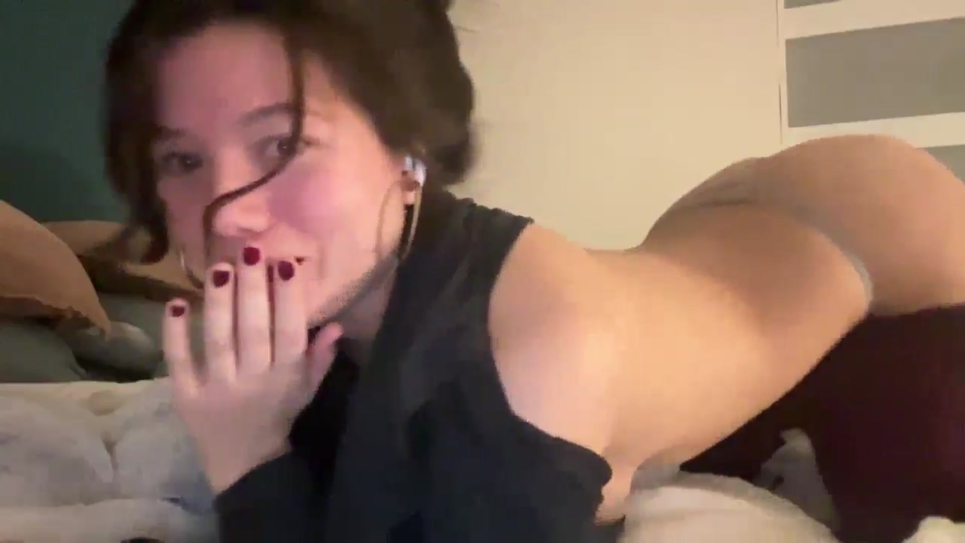 Gallery image thumbnail from sprinkles's myfreecams stream on, 01/26/2026, 09:12 image 12 of 20