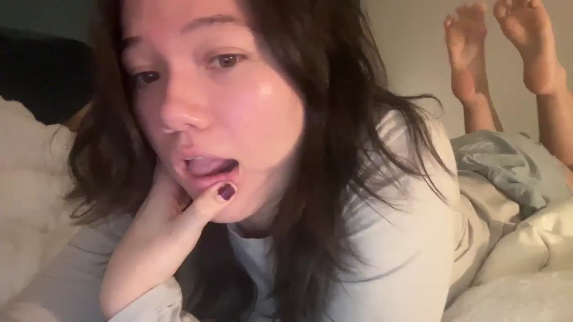 Gallery image thumbnail from sprinkles's myfreecams stream on, 02/05/2026, 09:01 image 9 of 20