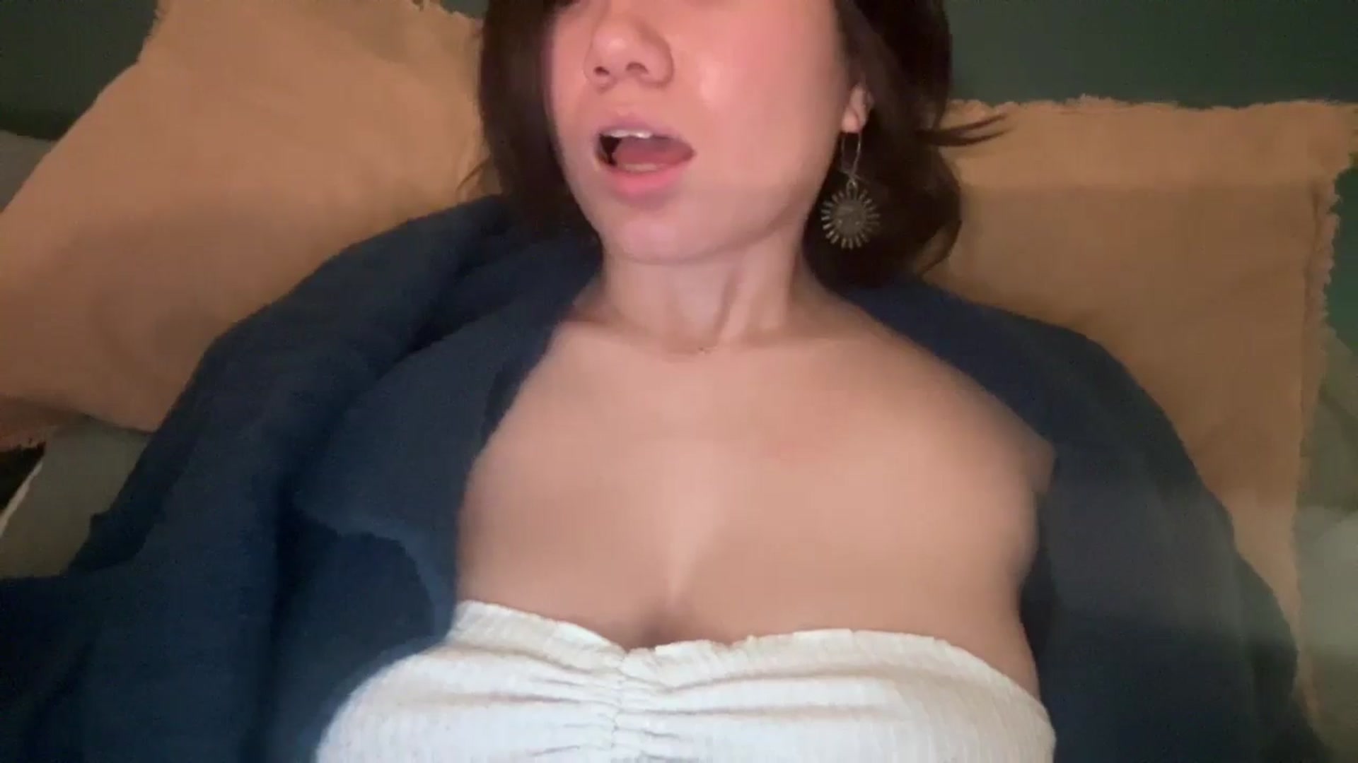 Gallery image thumbnail from sprinkles's myfreecams stream on, 02/07/2026, 12:46 image 10 of 20