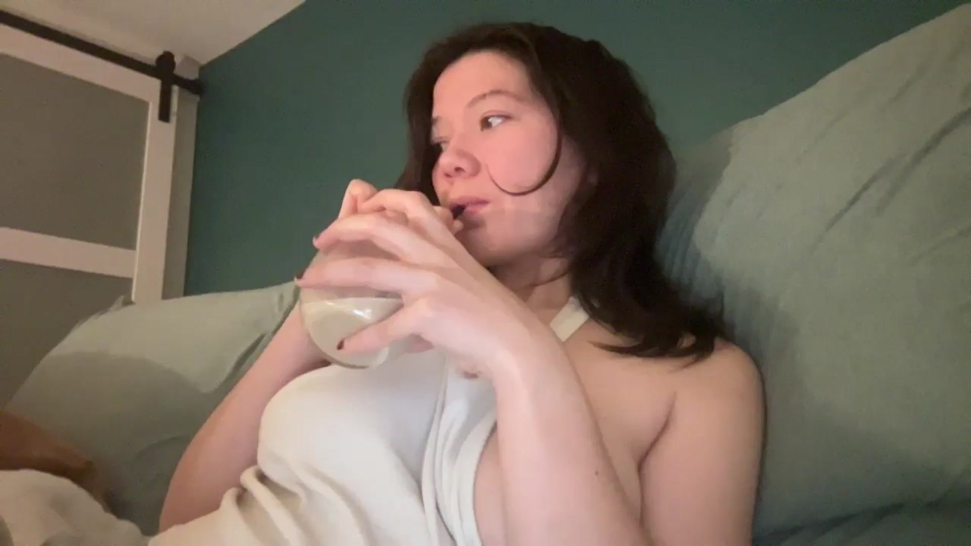 Gallery image thumbnail from sprinkles's myfreecams stream on, 02/11/2026, 17:32 image 13 of 20